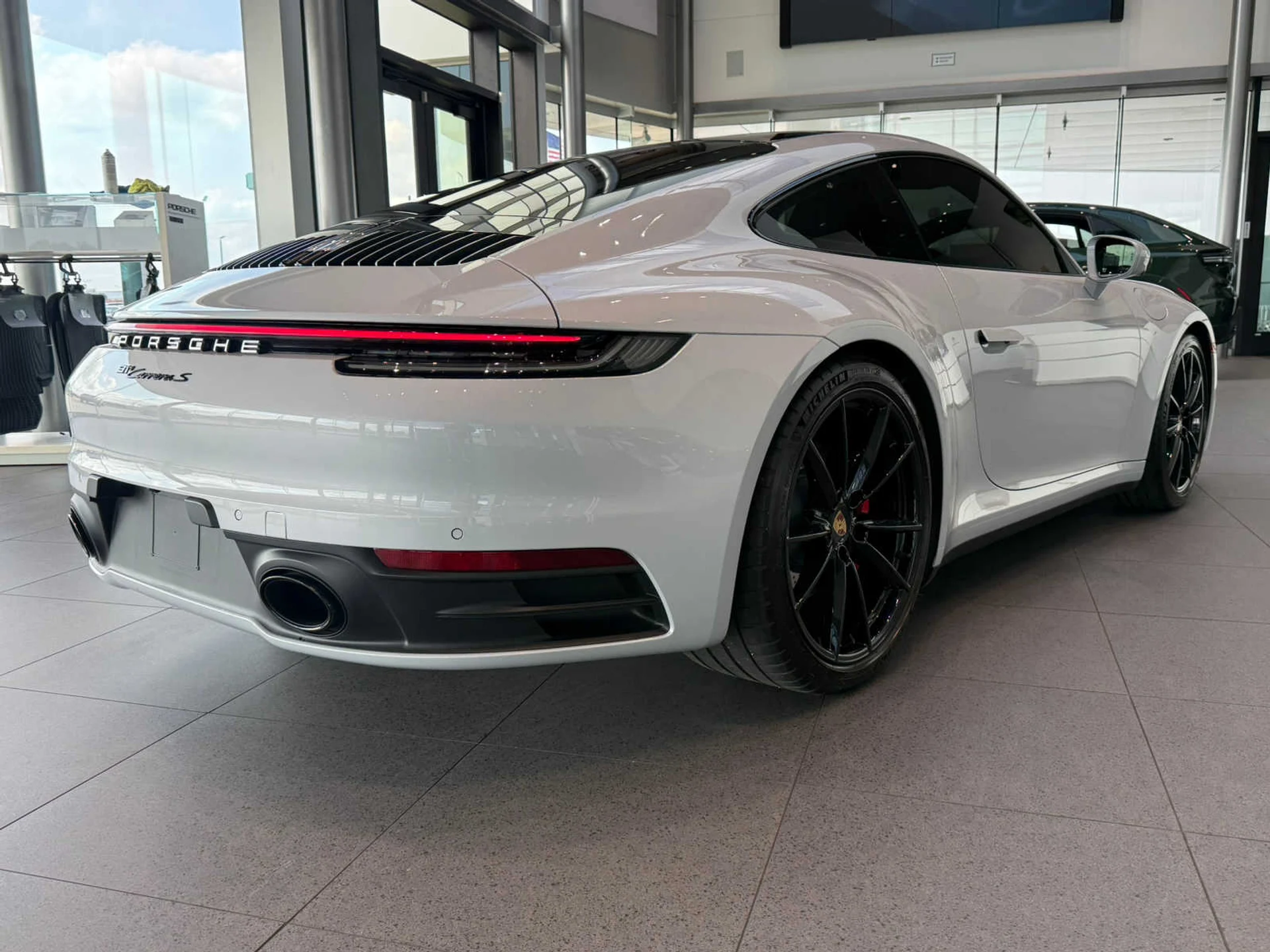 mph006_3396799762_991c6a12042adf57543f736f0e58adfbx_e64f9ba64f