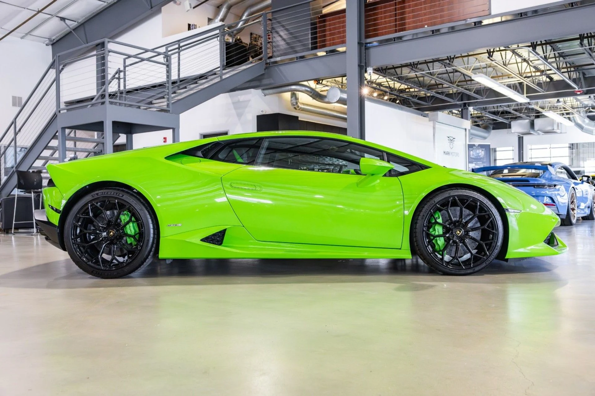 mph006_3400269641_Gg_8f8f9b6ae7