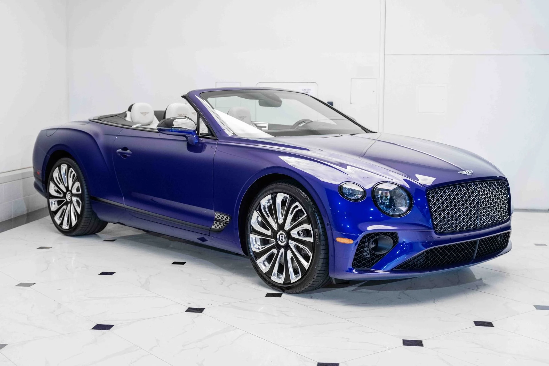 mph006_3420457031_Used_2024_Bentley_Continental_GTC_Mulliner_W12_1718978175_32095d866a