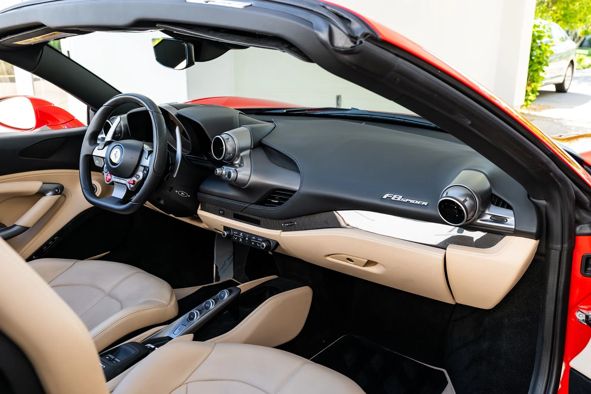 mph006_3420762715_Used_2022_Ferrari_F8_Spider_1791574168_aaec5cc137