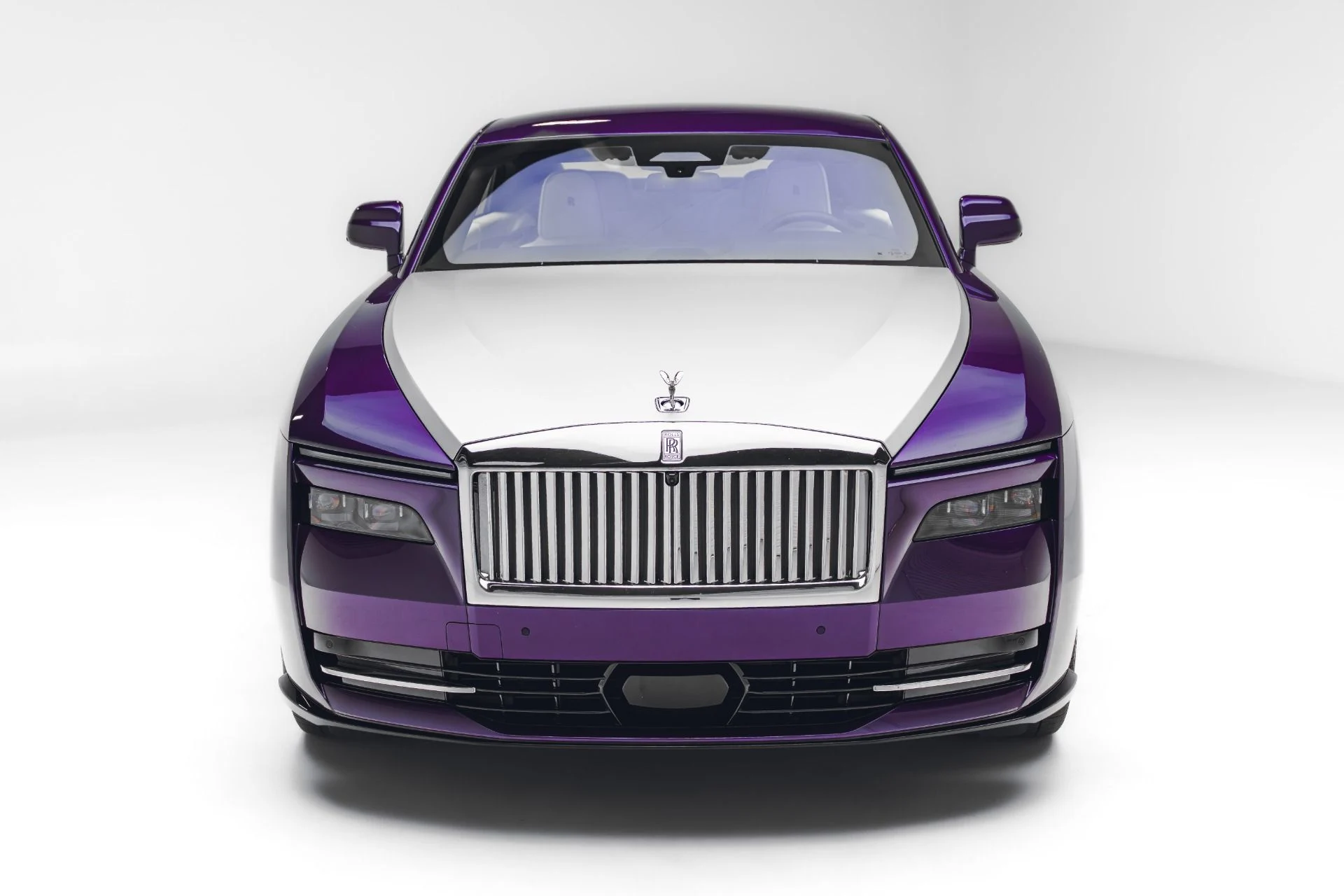 mph006_3430014911_Used_2024_Rolls_Royce_Spectre_1781309792_8514be8411