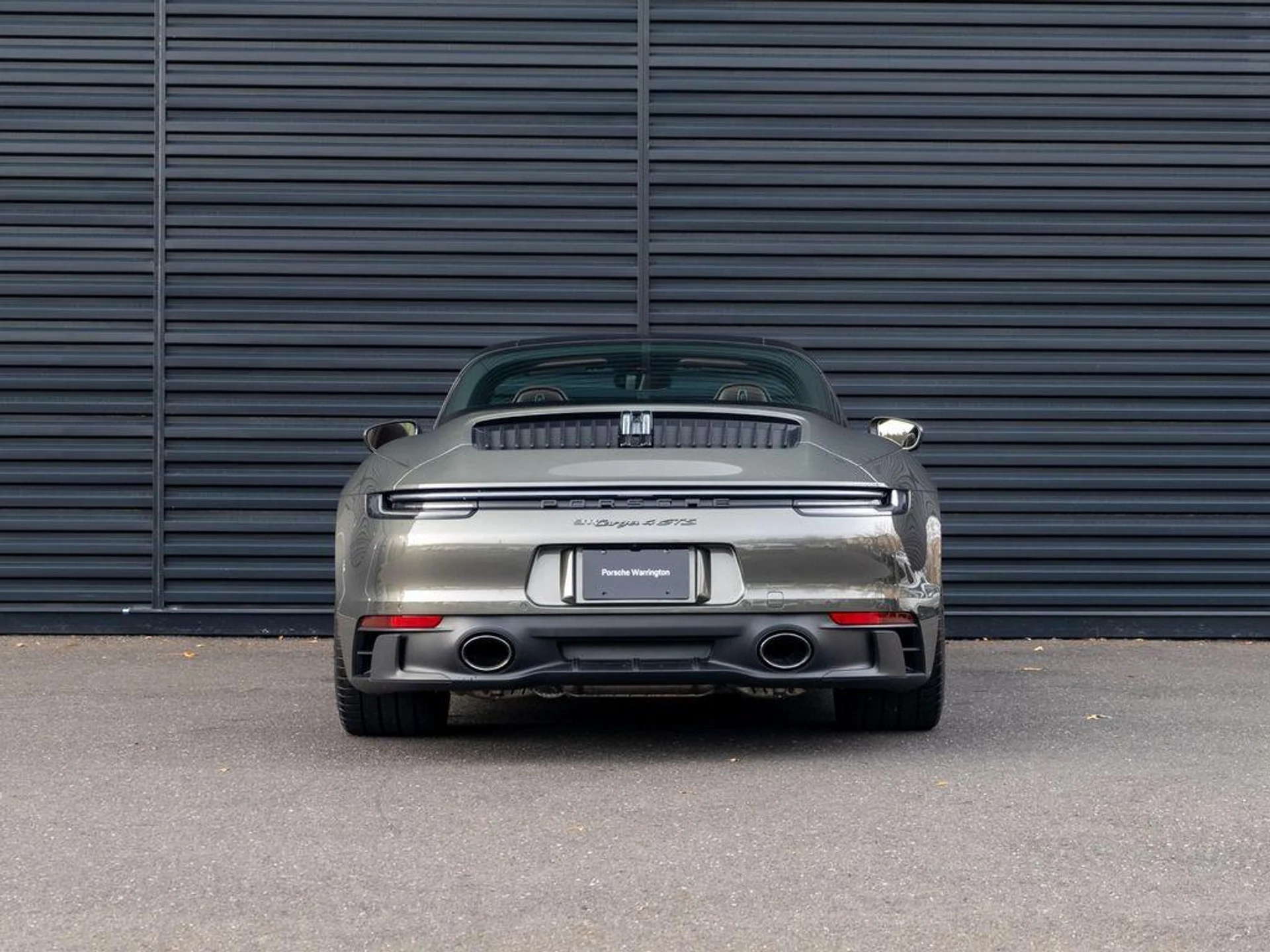 mph006_344184535_FND_8q_IK_0w1_Awn_Wjo_Z_M5_Zr0_Nb_Y_7f26f9d2c7