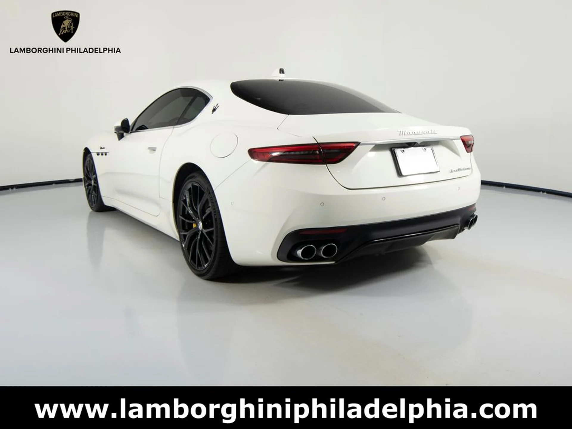 mph006_3443729964_9c15164be6014d89370d56b15d6f165ax_7ba0e35527