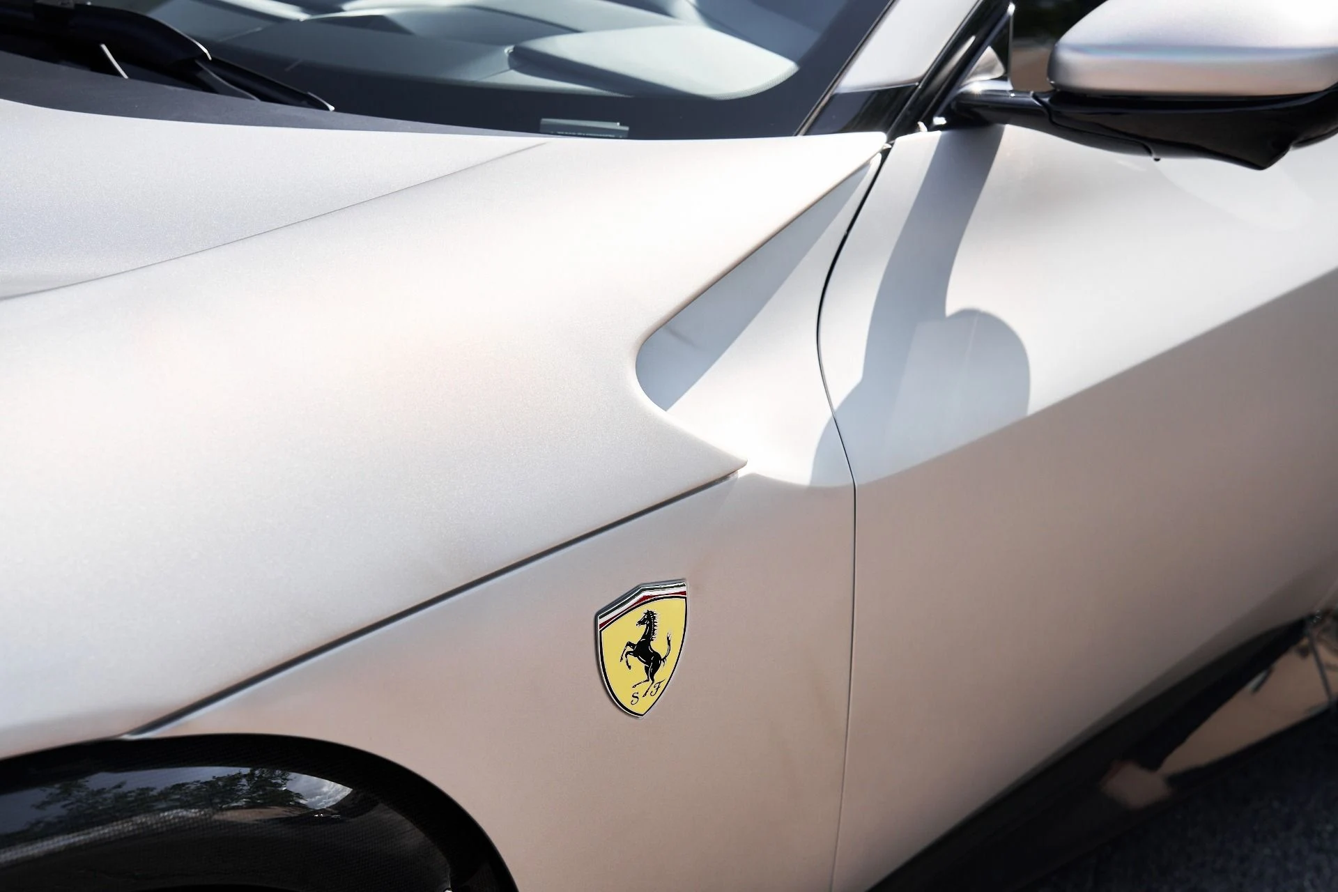 mph006_3444216310_Used_2024_Ferrari_Purosangue_Base_1757201291_d76a64ebf1