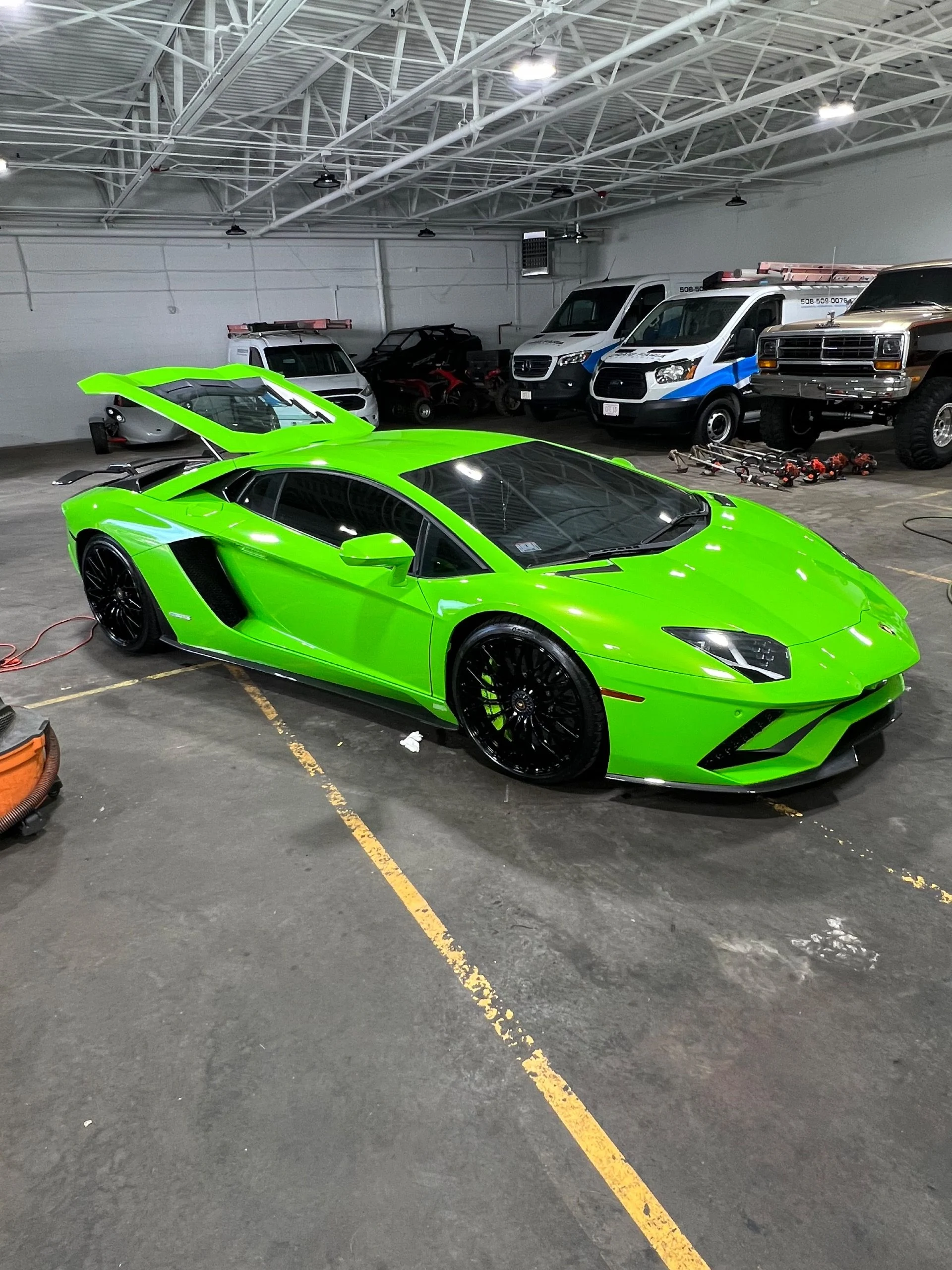 mph006_345061689_Used_2018_Lamborghini_Aventador_LP_740_4_S_1748376317_3a2df9effd