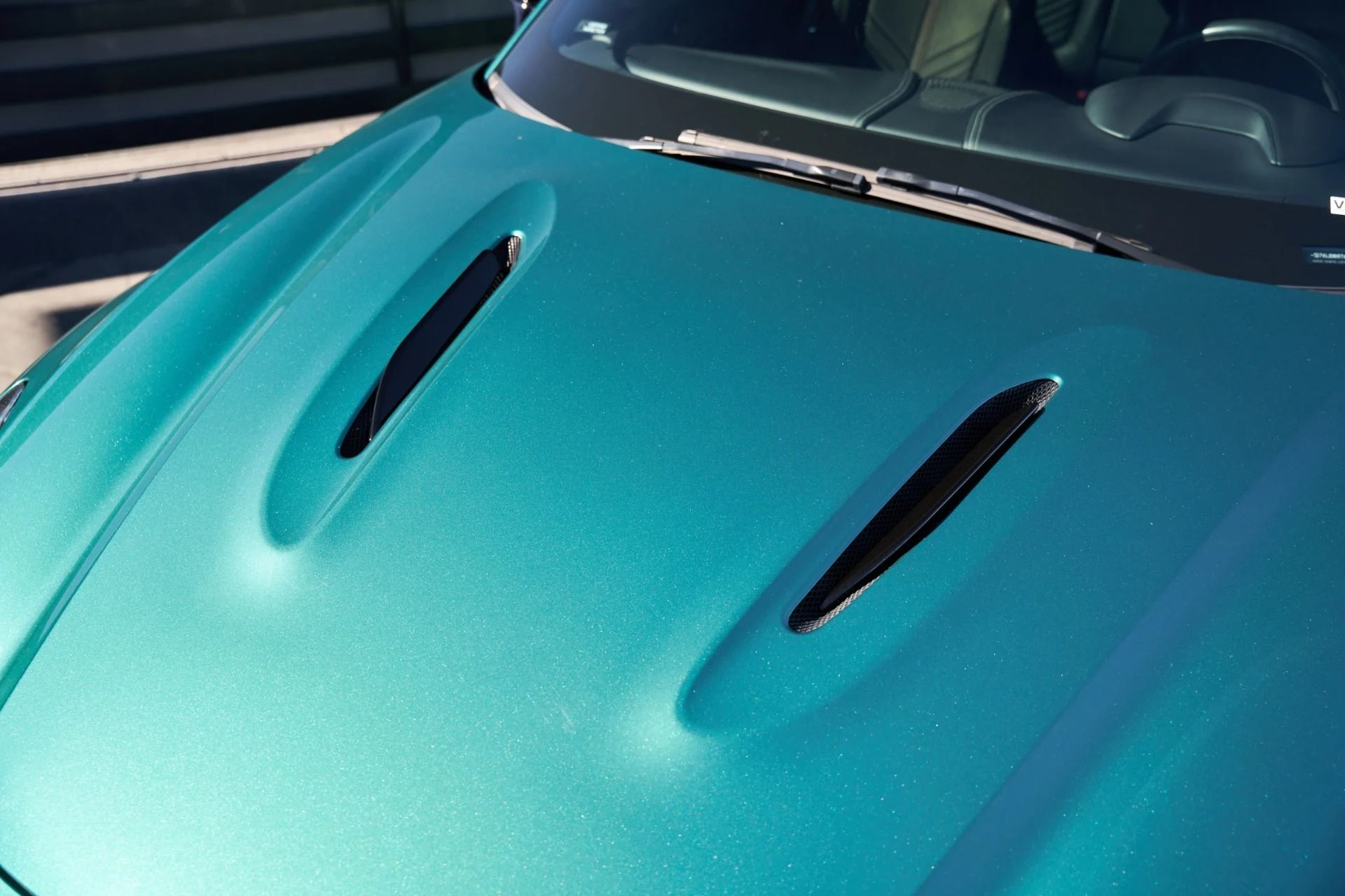 mph006_3452015171_Used_2024_Aston_Martin_DBX_707_1793218303_02004ebceb