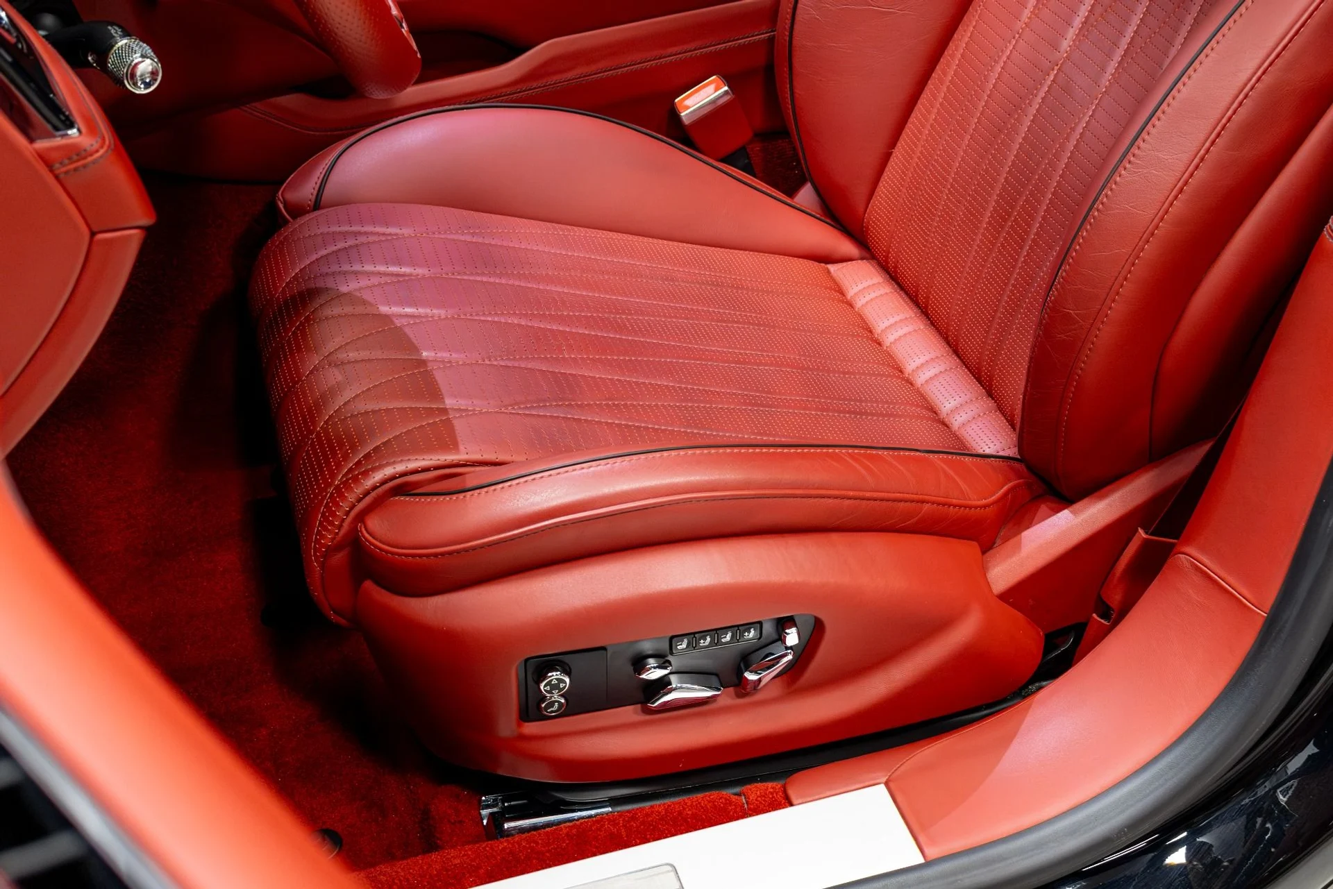 mph006_3452189383_Used_2020_Bentley_Flying_Spur_W12_First_Edition_1774462936_69767ed852