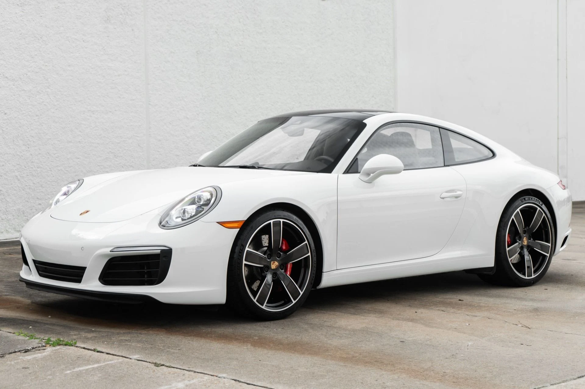 mph006_3458017399_Used_2018_Porsche_911_Carrera_S_1778021294_8a7665e3bd