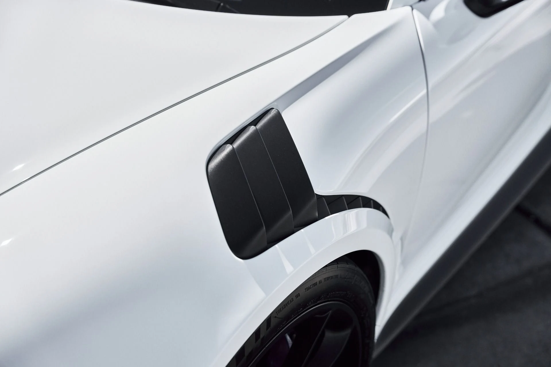 mph006_3458617487_Used_2019_Porsche_911_GT_3_RS_1780421784_2fb1a19cf4