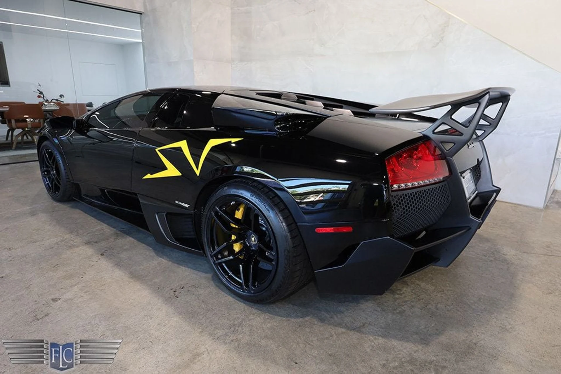 mph006_346568144_used_2010_lamborghini_murcielago_2drlp6704superveloce_9689_22931171_7_1024_f8250f5f5f