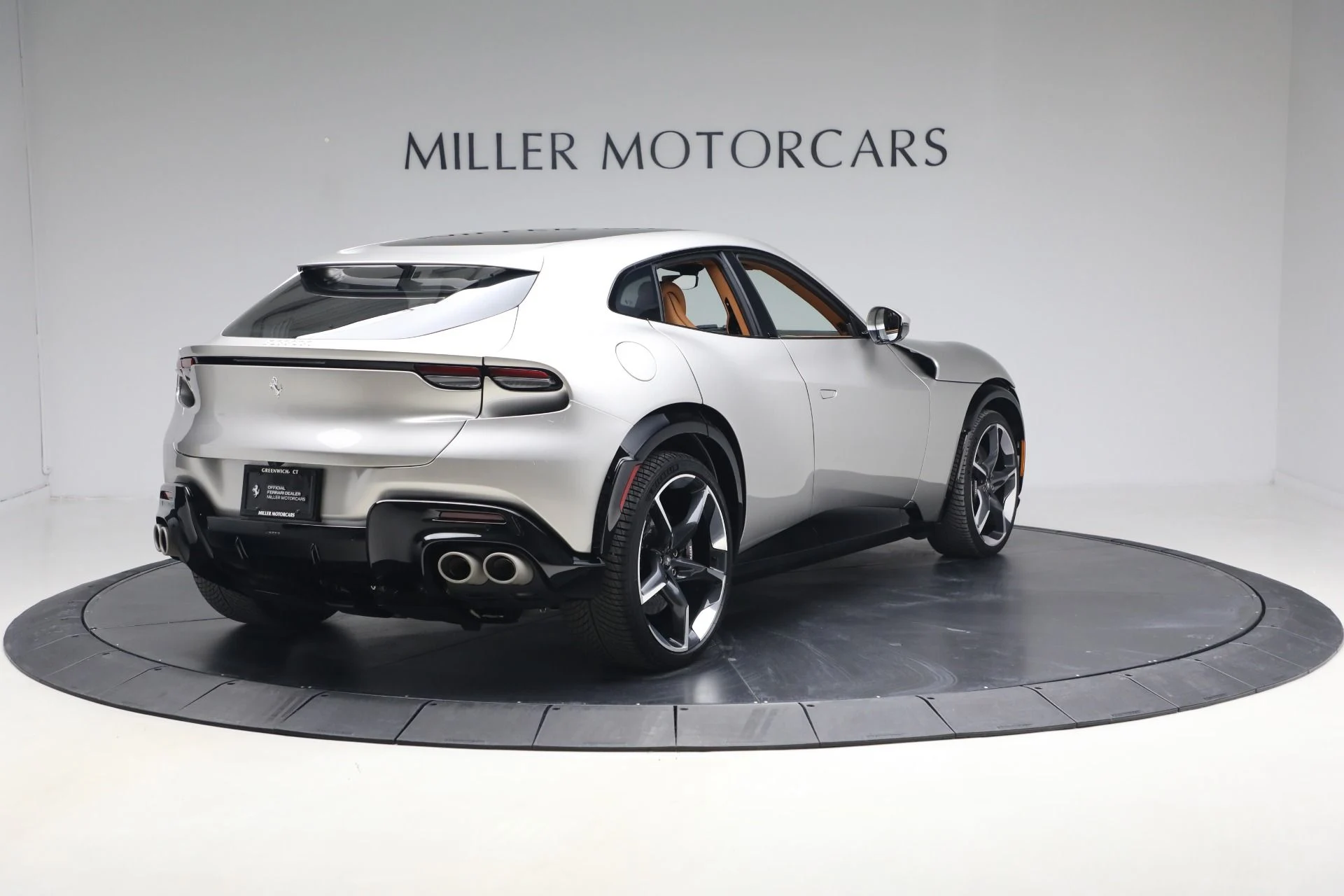 mph006_3476504861_Used_2024_Ferrari_Purosangue_1770065660_975995bfe9