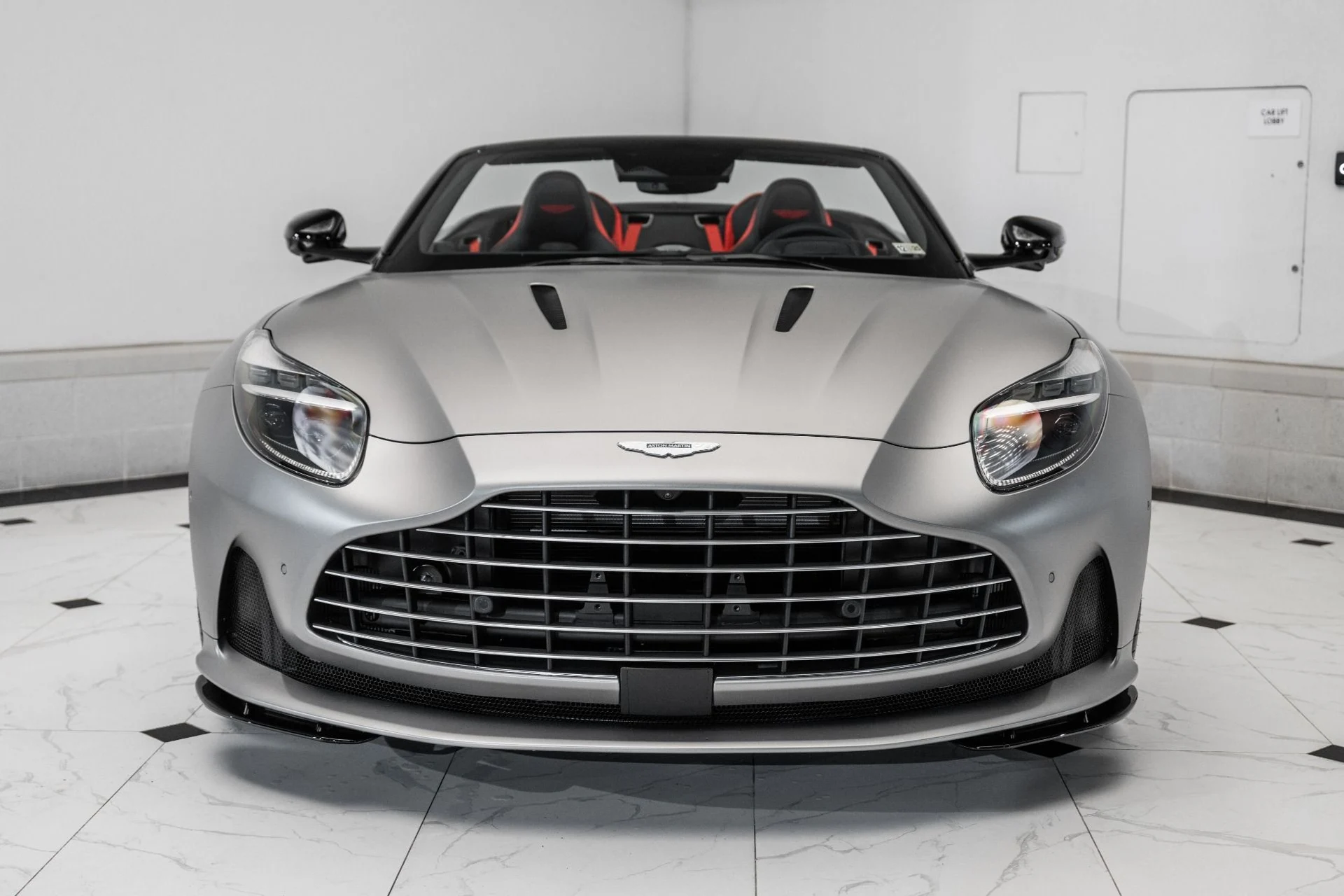 mph006_3504432709_New_2025_Aston_Martin_DB_12_Volante_1735316524_3b9746e7e3