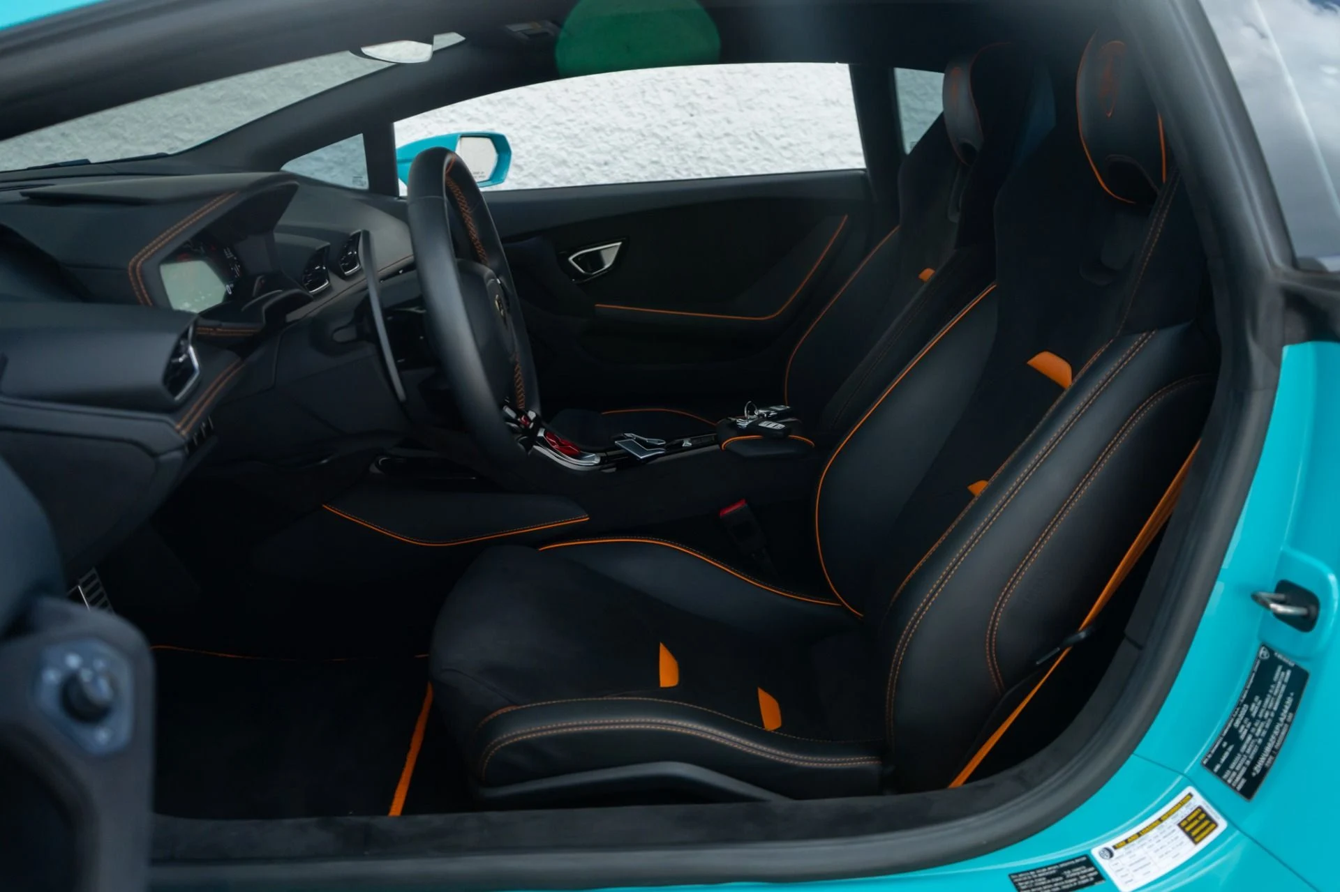 mph006_3512961837_Used_2023_Lamborghini_Huracan_Tecnica_1786574624_008a92da8b