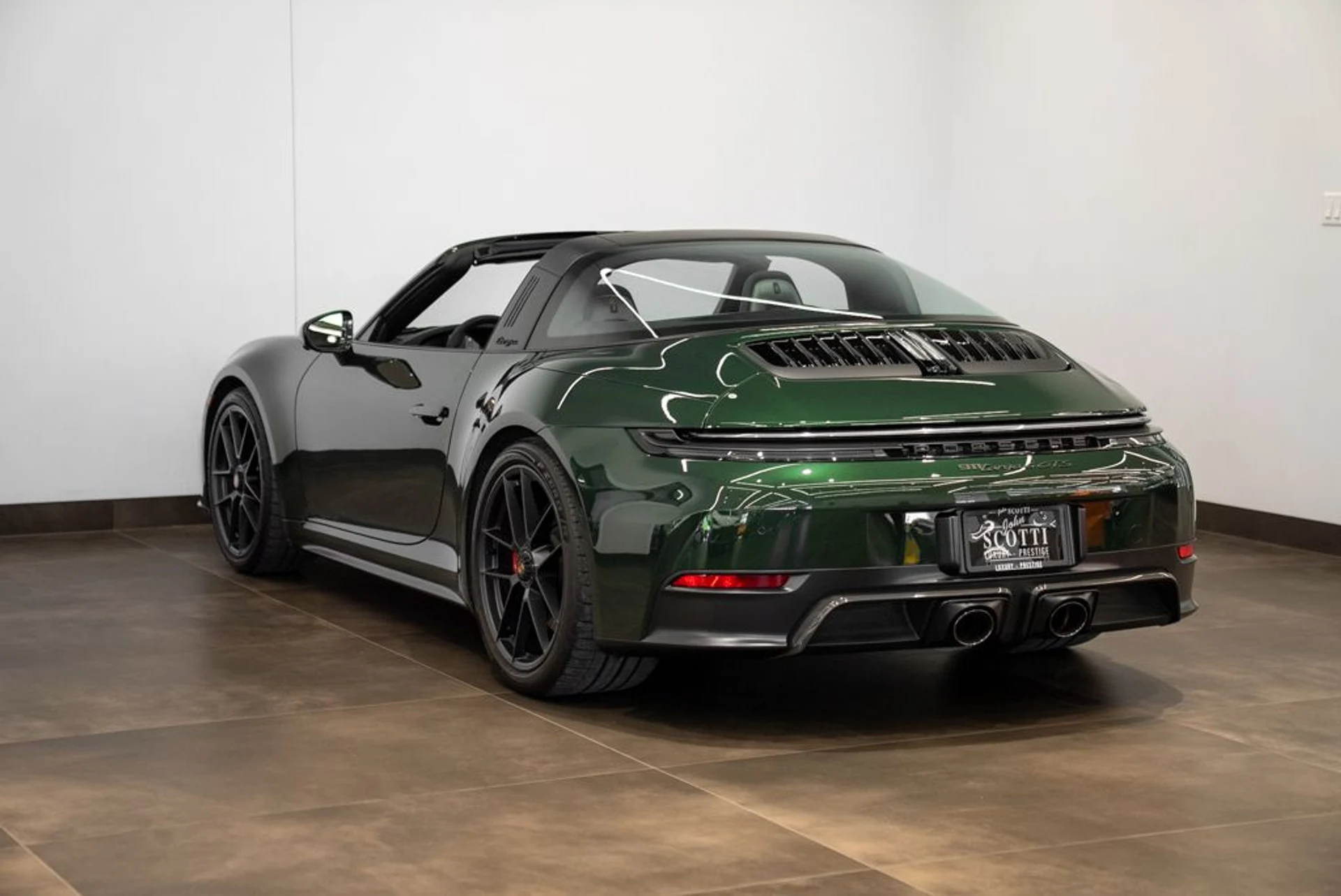 mph006_3516429937_porsche_911_2026_jpg_v_1783105410_e6c2f2d6a1