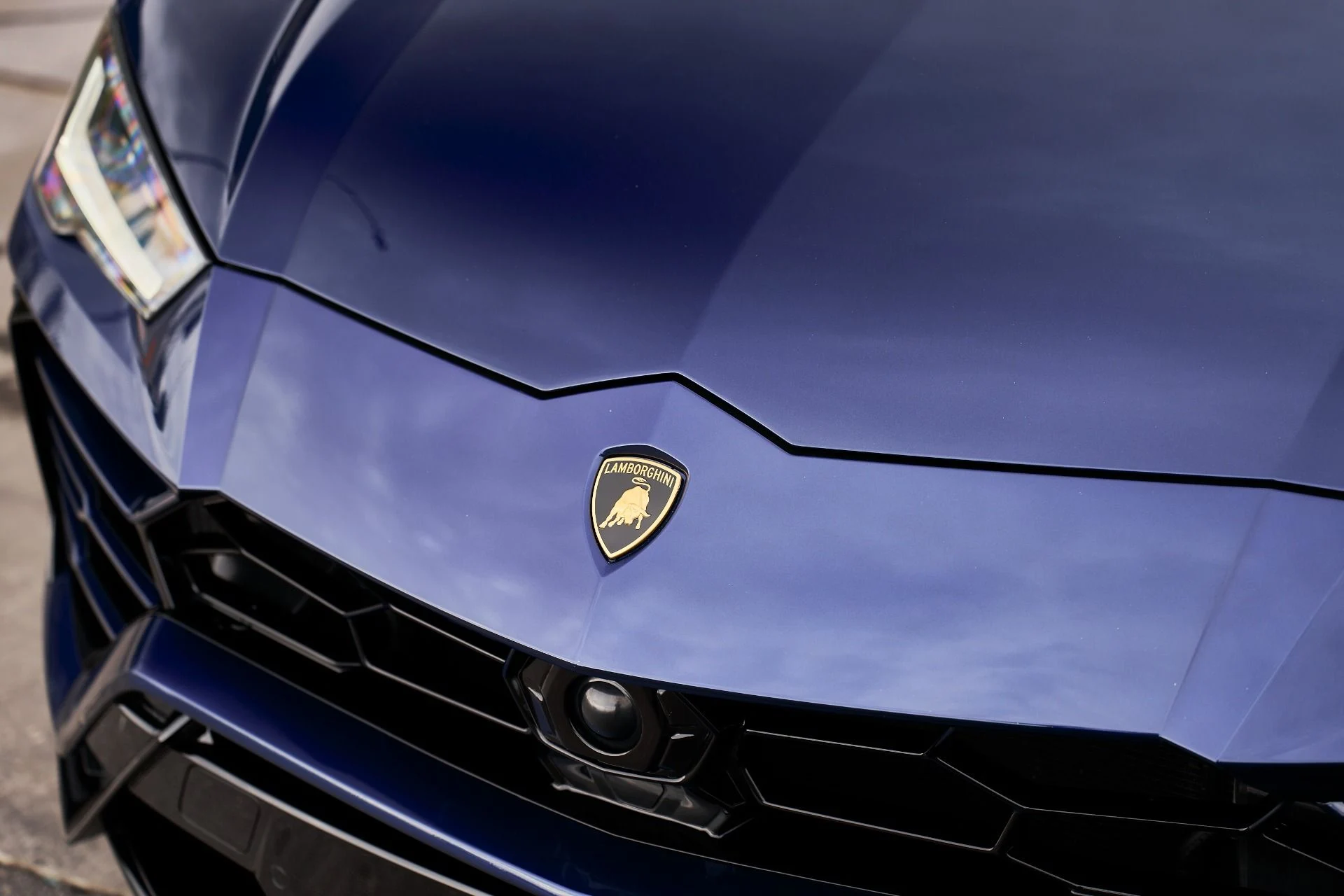 mph006_3516548488_Used_2021_Lamborghini_Urus_1763157030_e8385d7fc5