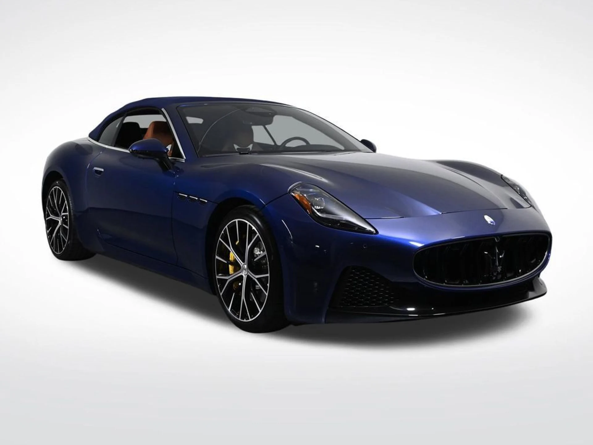 mph006_3520259838_new_2026_maserati_grancabrio_convertible_11350_23008816_7_1024_366c48e59e