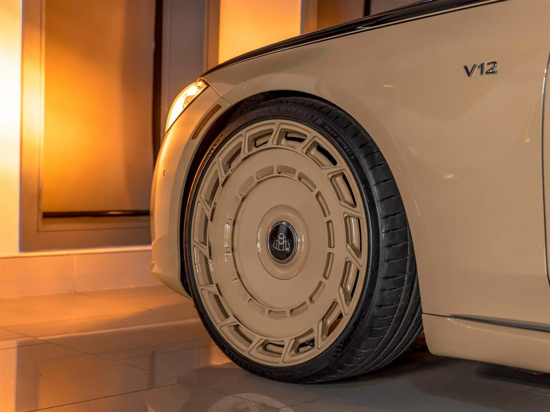 mph006_352729050_ef92ab72_8e2b_42e8_929c_ef0287b67e53_c1782c05bc