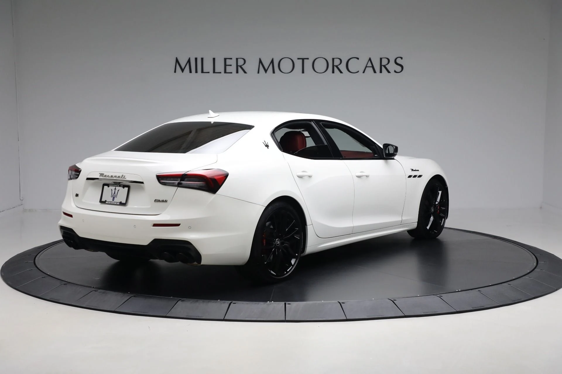 mph006_3531585008_Used_2022_Maserati_Ghibli_Modena_Q4_88e54c6f6b