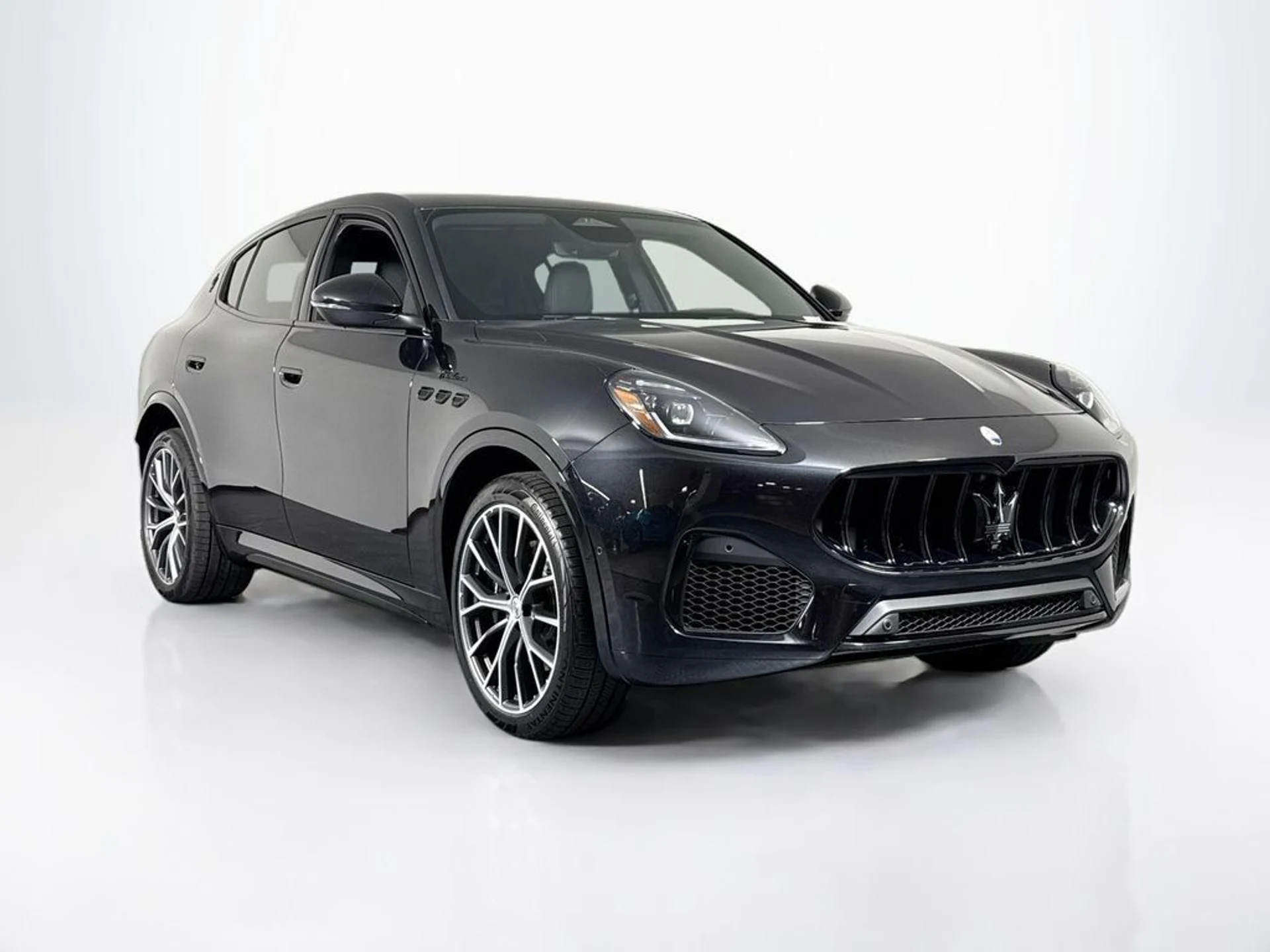 mph006_3538182321_new_2026_maserati_grecale_modenaawd_11350_23011455_7_1024_37fc3daf96