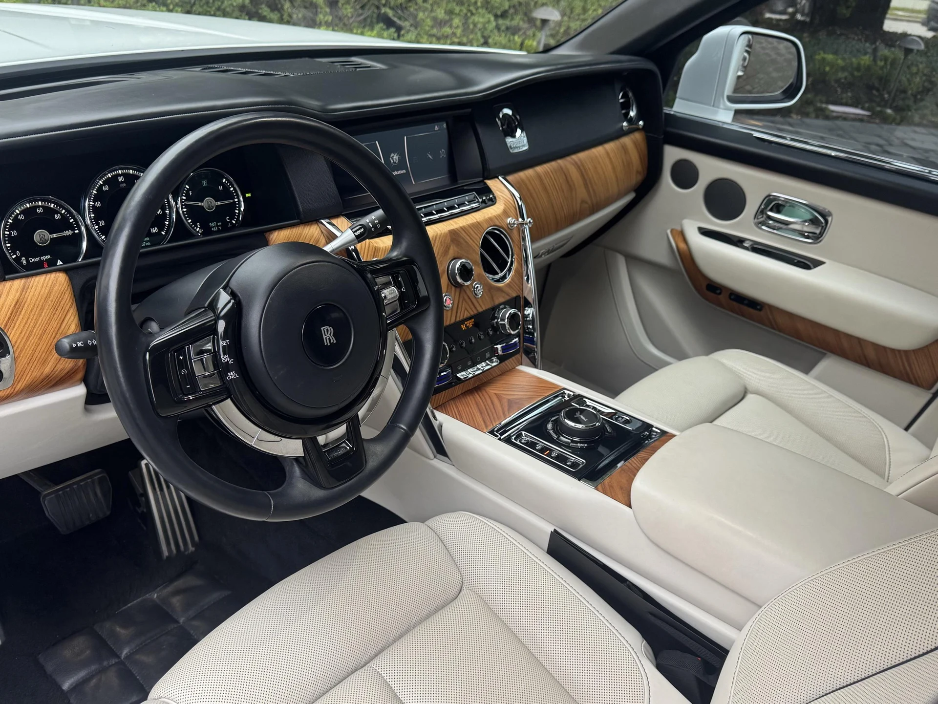 mph006_3539166194_489632217_69745bd1601b5c3fd3f2a854_8ebd423e4d