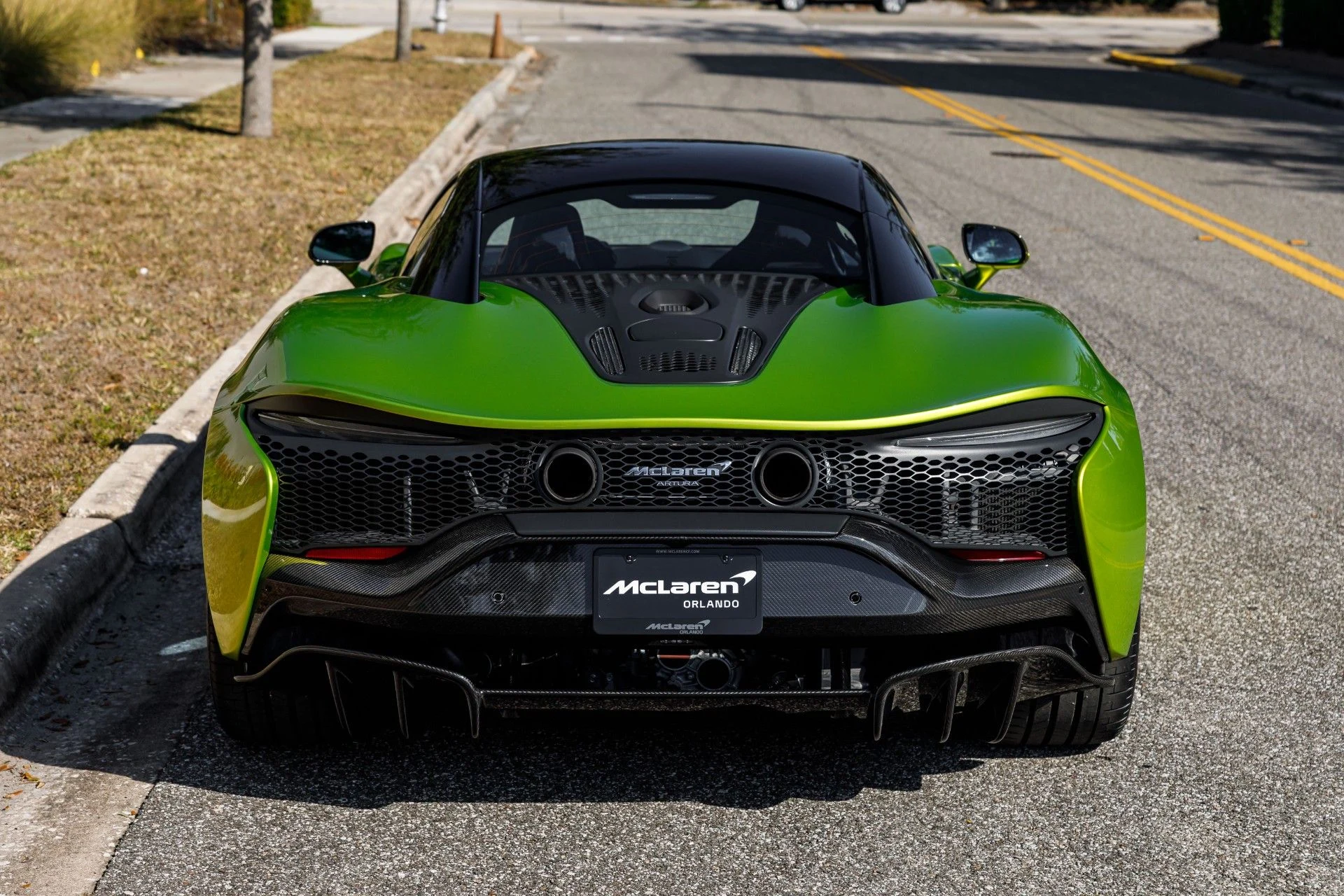 mph006_3551130111_287_p7_l_9a4ccd86cd