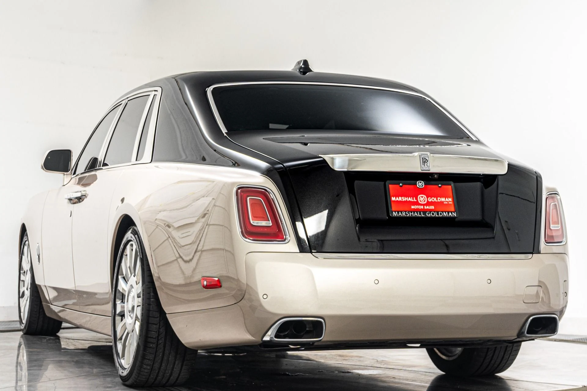 mph006_3554717859_Used_2019_Rolls_Royce_Phantom_The_Phantom_Package_Two_Tone_Paint_Bespoke_Audio_1785353671_a6f68c96a8