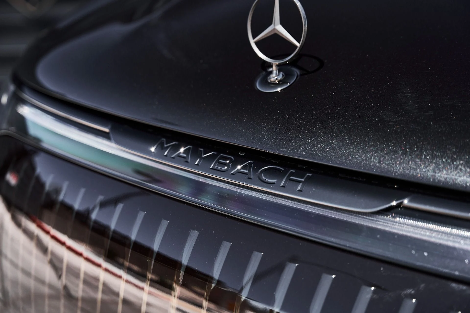 mph006_3559525817_Used_2024_Mercedes_Benz_EQS_Maybach_EQS_680_1775325992_191ec1127a