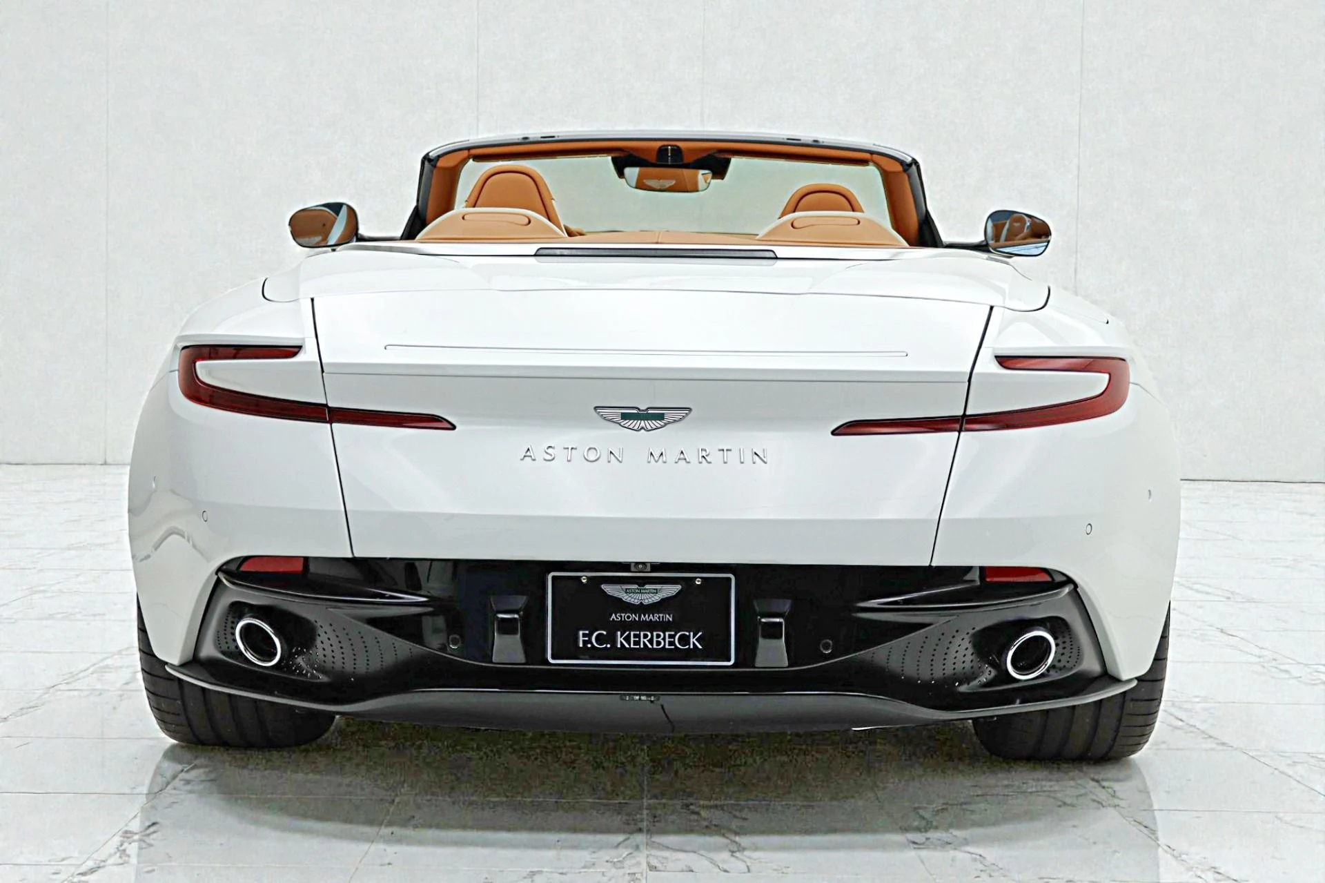 mph006_3569259355_New_2026_Aston_Martin_DB_12_Volante_7da47568e5