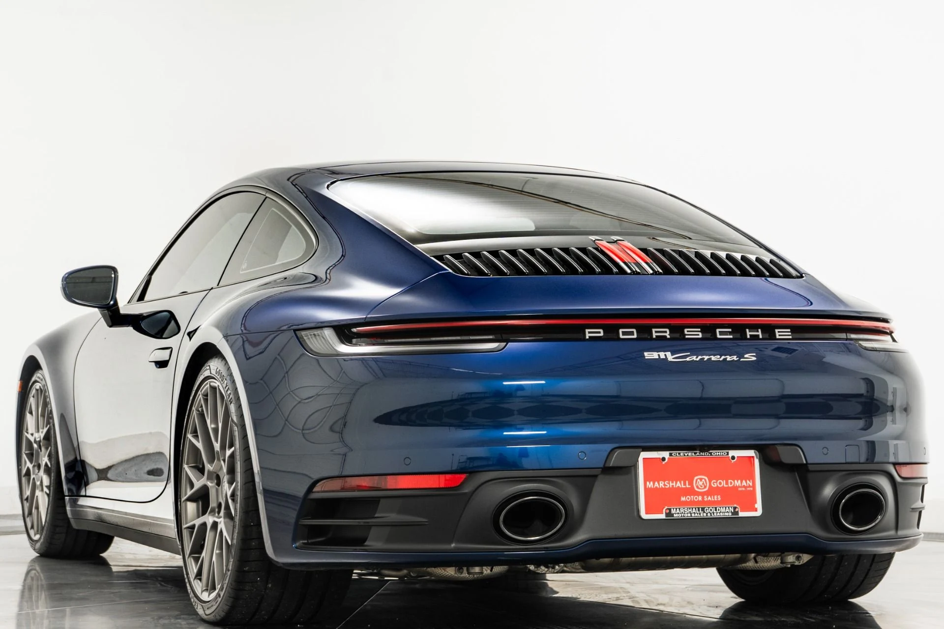 mph006_3571473316_Used_2020_Porsche_911_Carrera_S_1756500455_86f430225c