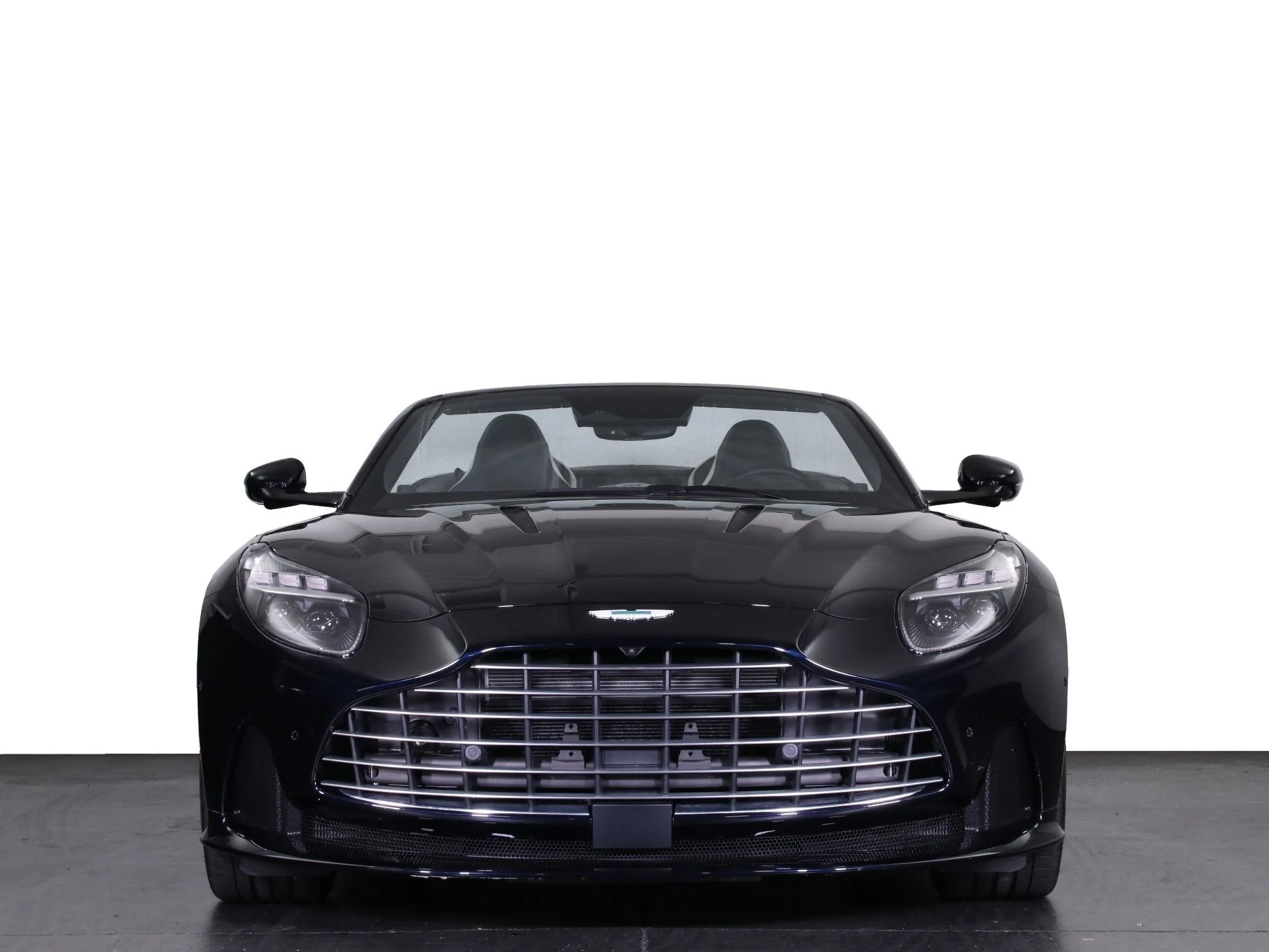 mph006_3579522997_Used_2025_Aston_Martin_DB_12_Volante_1758482753_a0479b7859