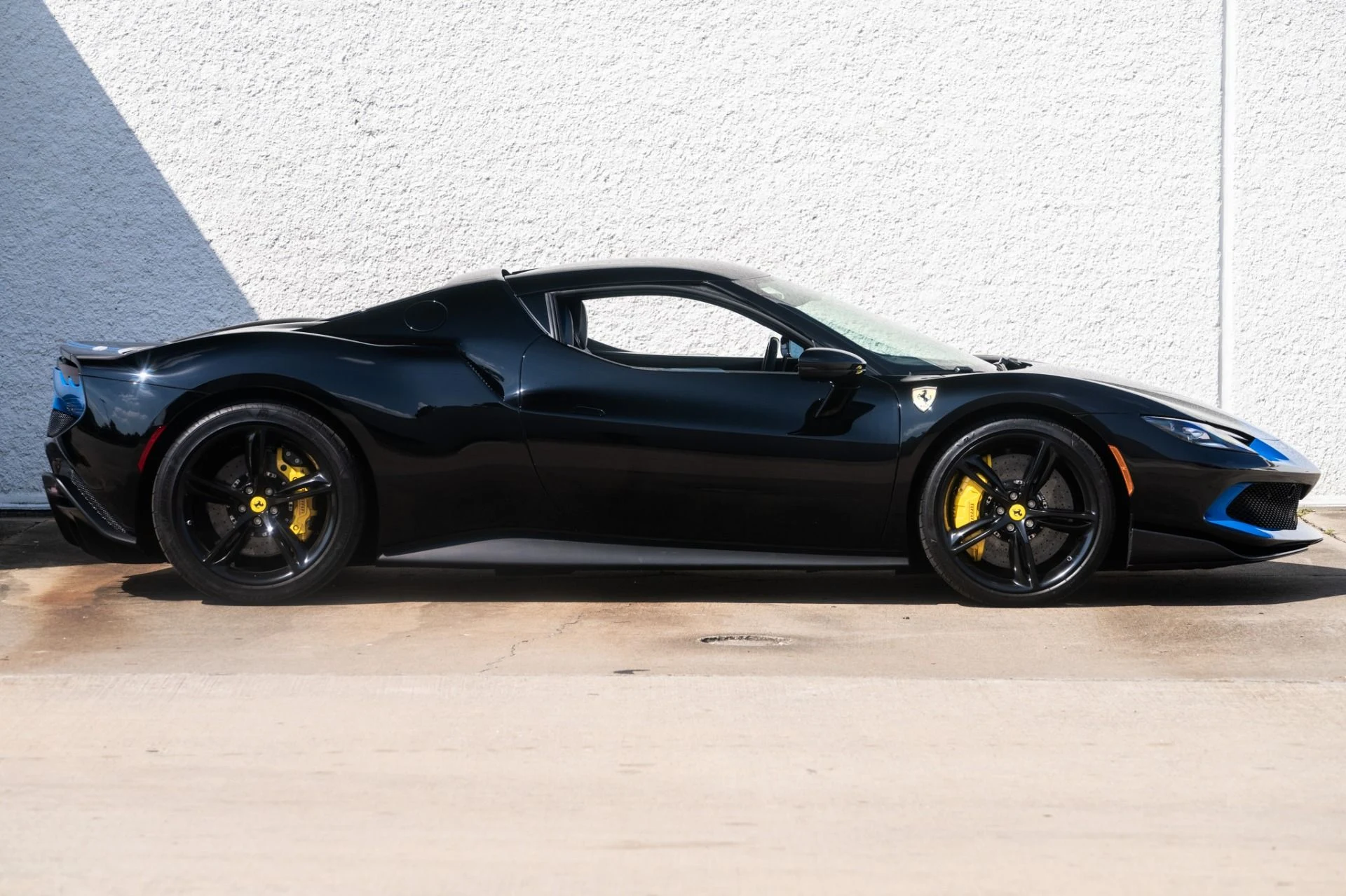 mph006_3588837948_Used_2023_Ferrari_296_GTB_1759438555_e402a3bf1c