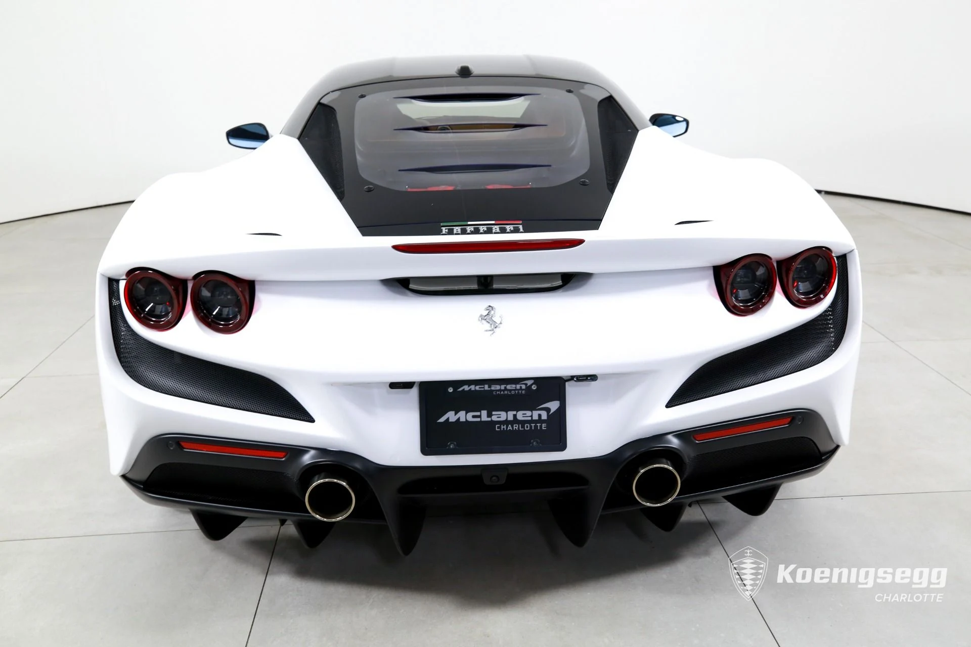 mph006_3589499057_Used_2020_Ferrari_F8_Tributo_1761085808_6e1bbd4139