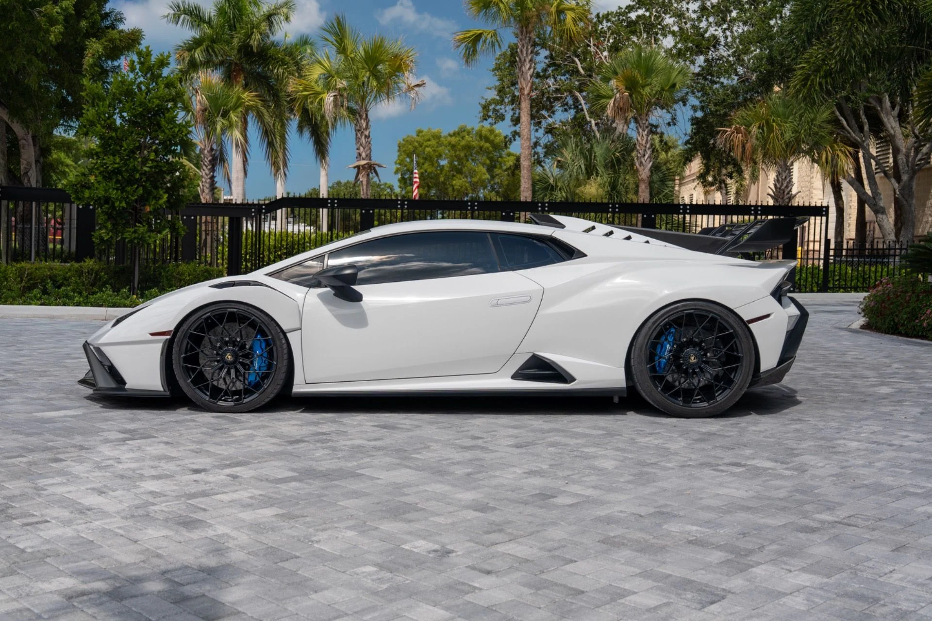 mph006_3592059151_Used_2021_Lamborghini_Huracan_STO_1787070191_9dfc24c7ef