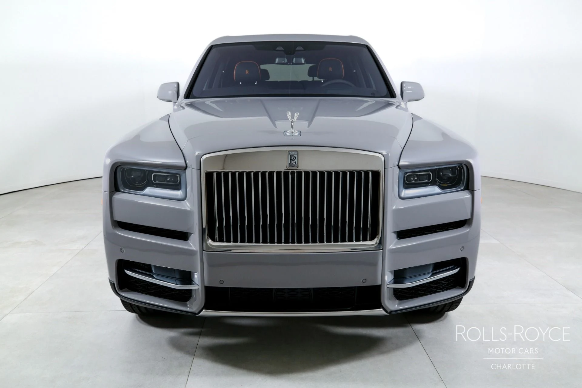 mph006_3601772204_Used_2024_Rolls_Royce_Cullinan_1750950017_671e2a2388