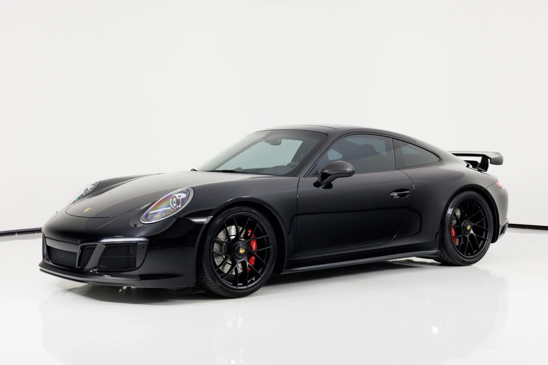 mph006_3602399814_Used_2017_Porsche_911_Carrera_GTS_1787861335_1cb7238023