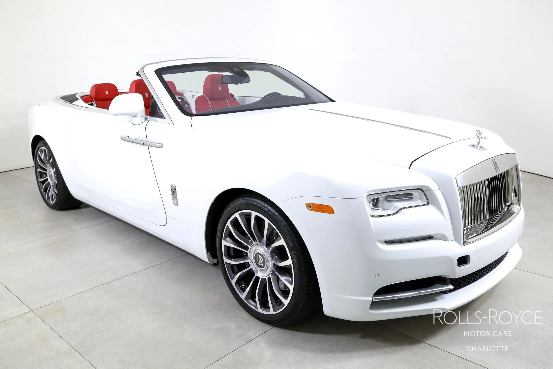 mph006_3603977168_Used_2020_Rolls_Royce_Dawn_1754585751_fa60c8e41c