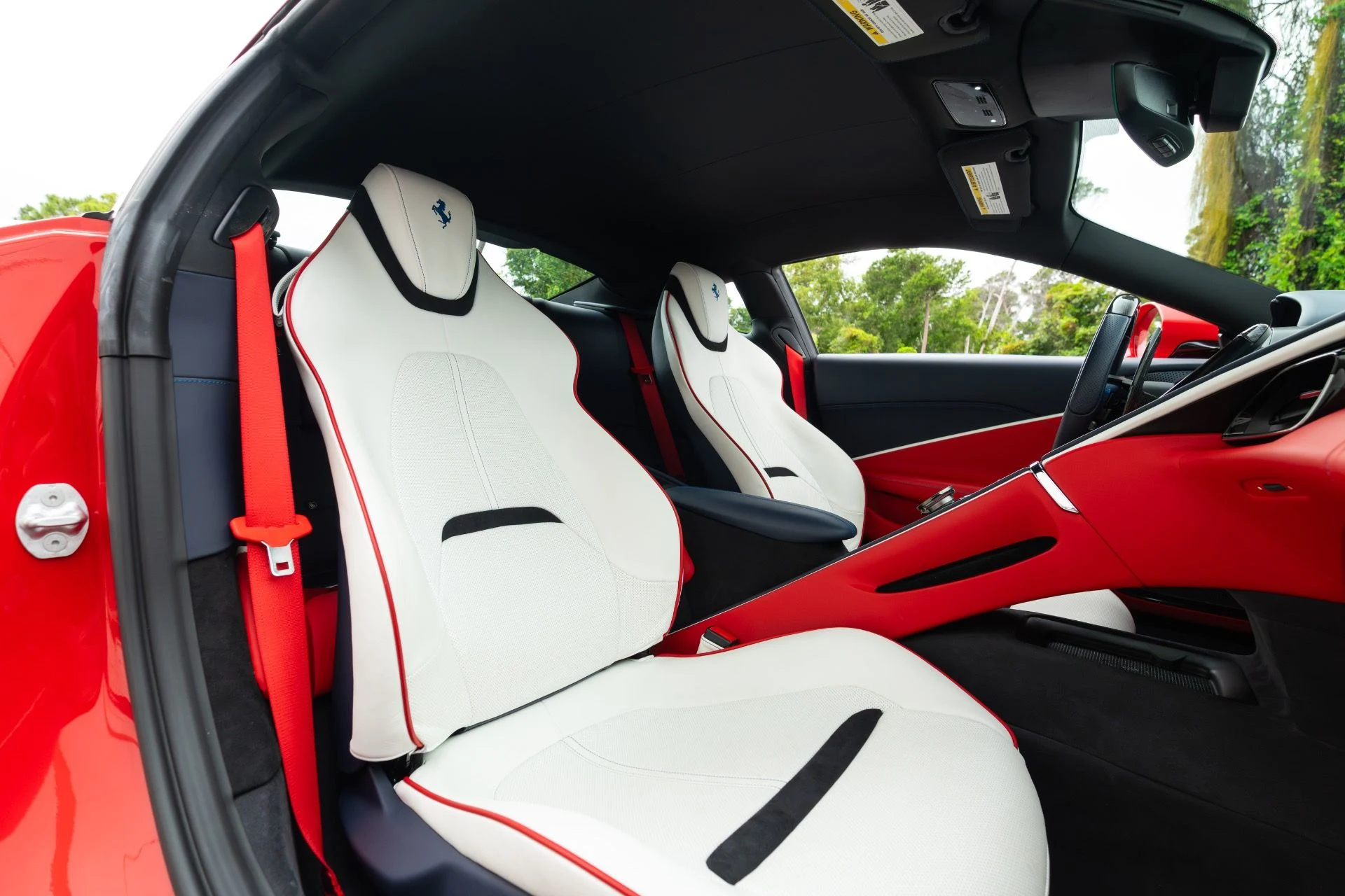 mph006_3608932176_Used_2023_Ferrari_Roma_1777005512_feb886514f