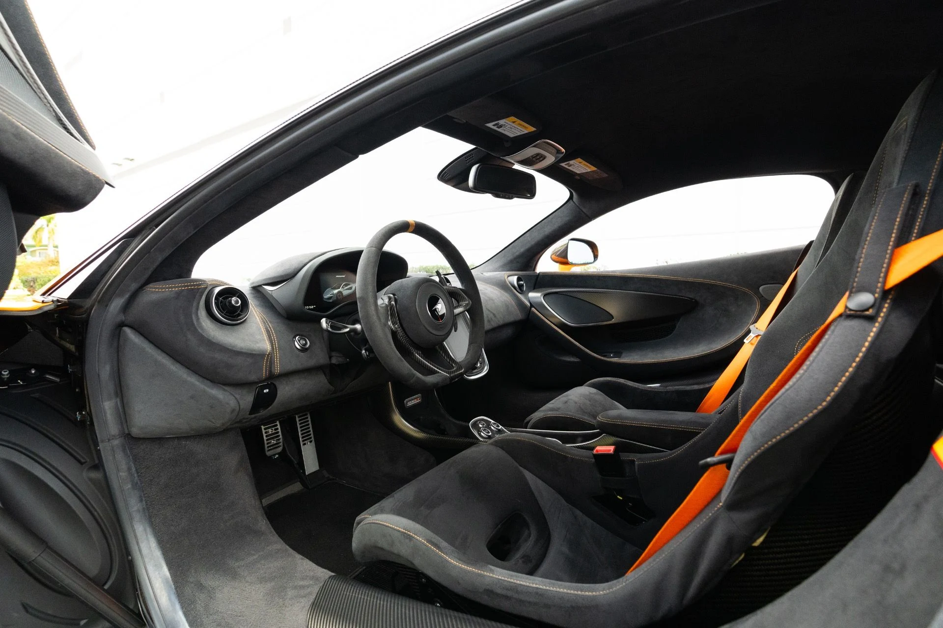 mph006_3616321452_Used_2019_Mc_Laren_600_LT_1772565538_15657d607a