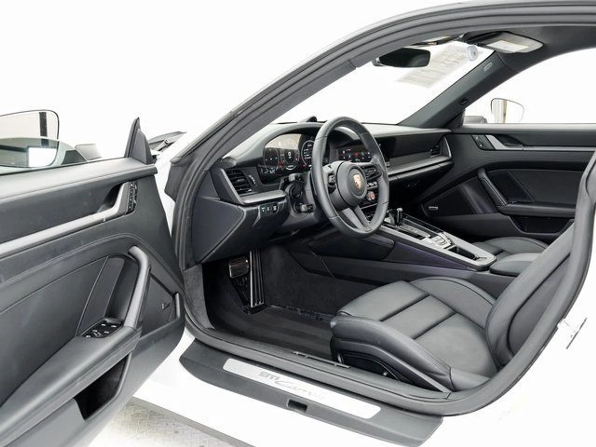 mph006_3617800760_a3cc04477d6a425d7fdbf21786229737_9dace49104