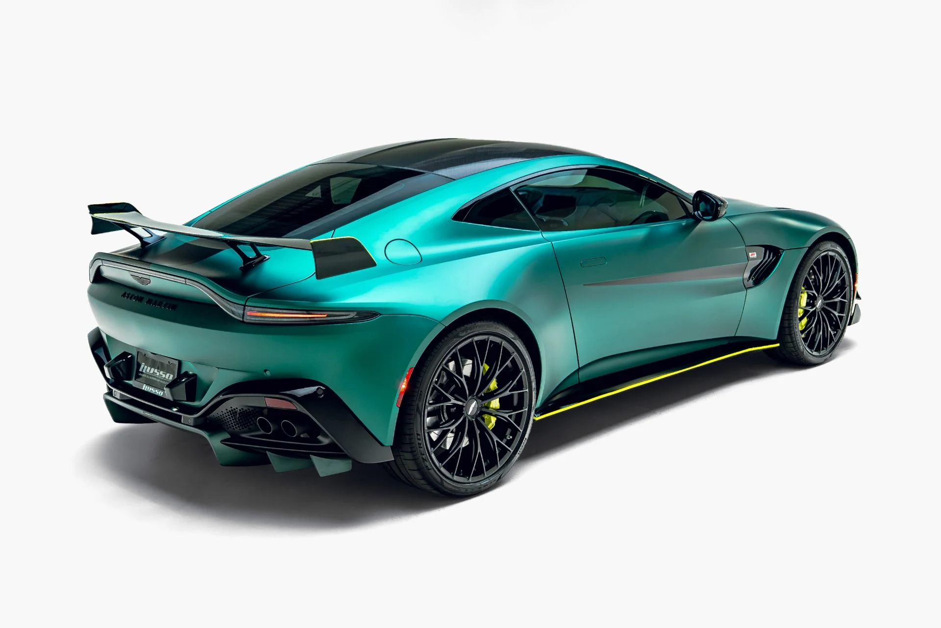 mph006_3624869014_Used_2023_Aston_Martin_Vantage_F1_Edition_1783661139_dde78894d3