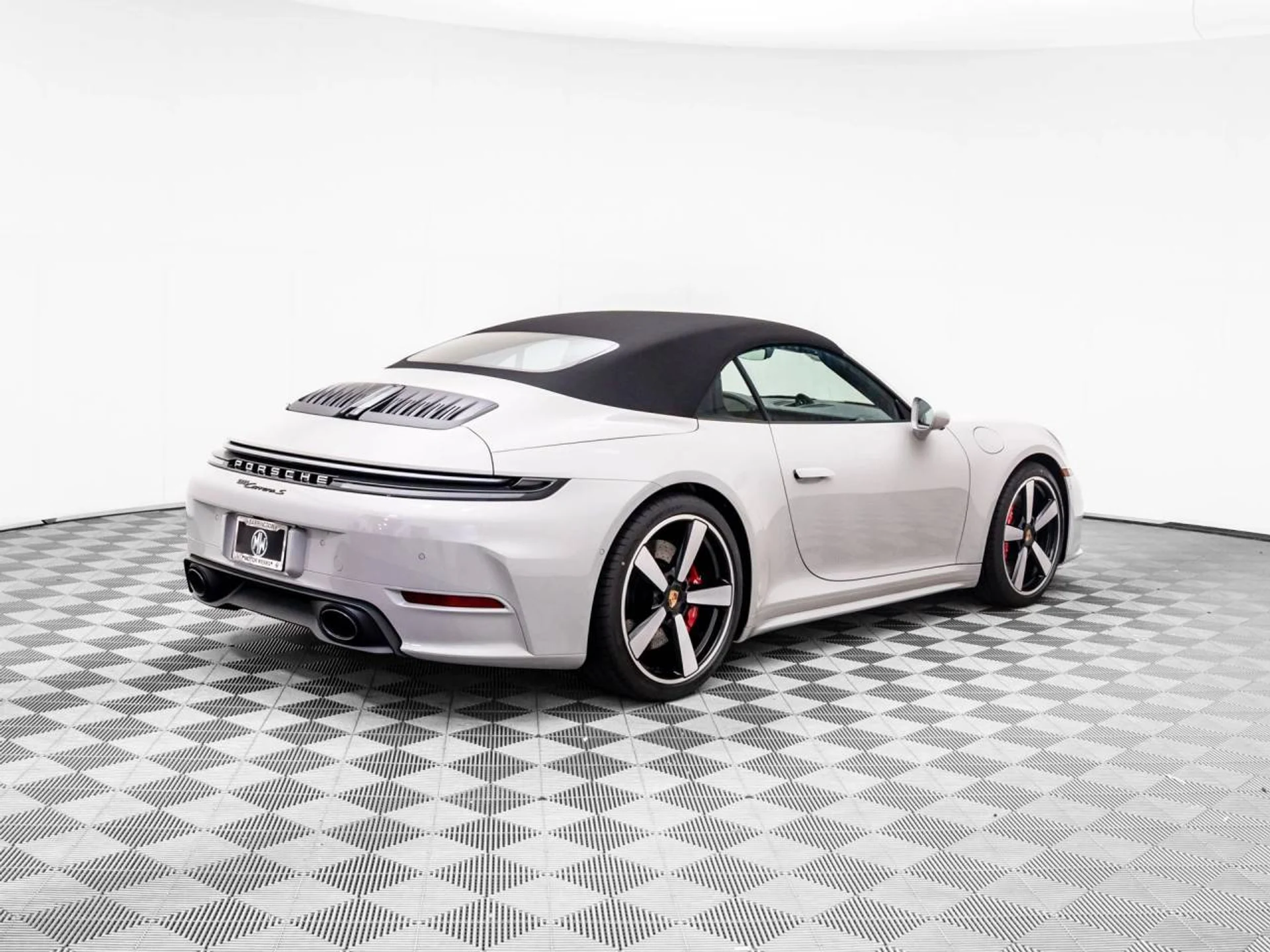 mph006_3624882186_0332b2493110b59720b573386f10b0c5x_edf4373645