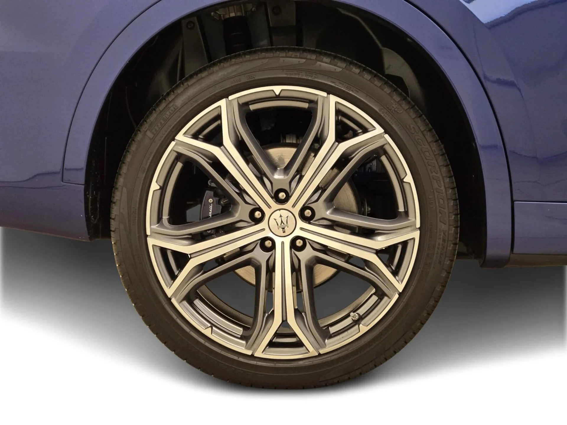 mph006_3629970306_Used_2022_Maserati_Levante_GT_1753425528_acf21c8bf5