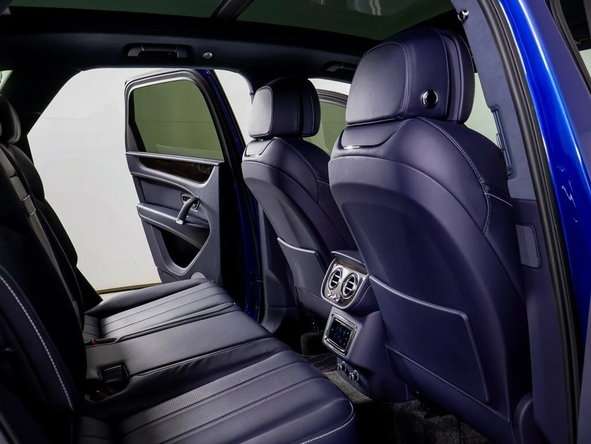 mph006_3631807043_0f86ea7e8566bb6e6f77dbb289b0aa9ex_fac6dac3b3