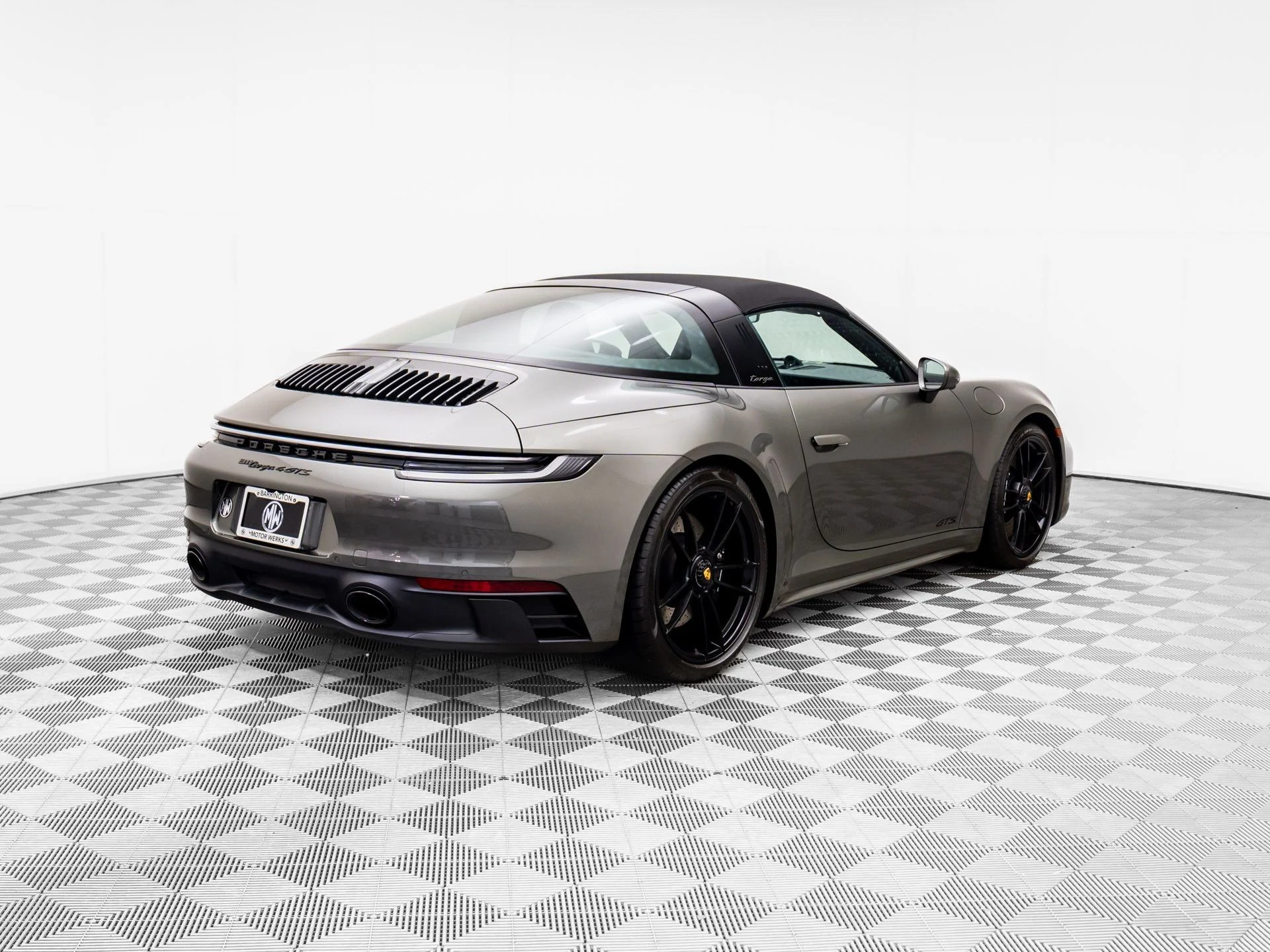 mph006_3633566861_daf02555bd6e3916a43d32c5c9d018c3x_ea7187b5dd