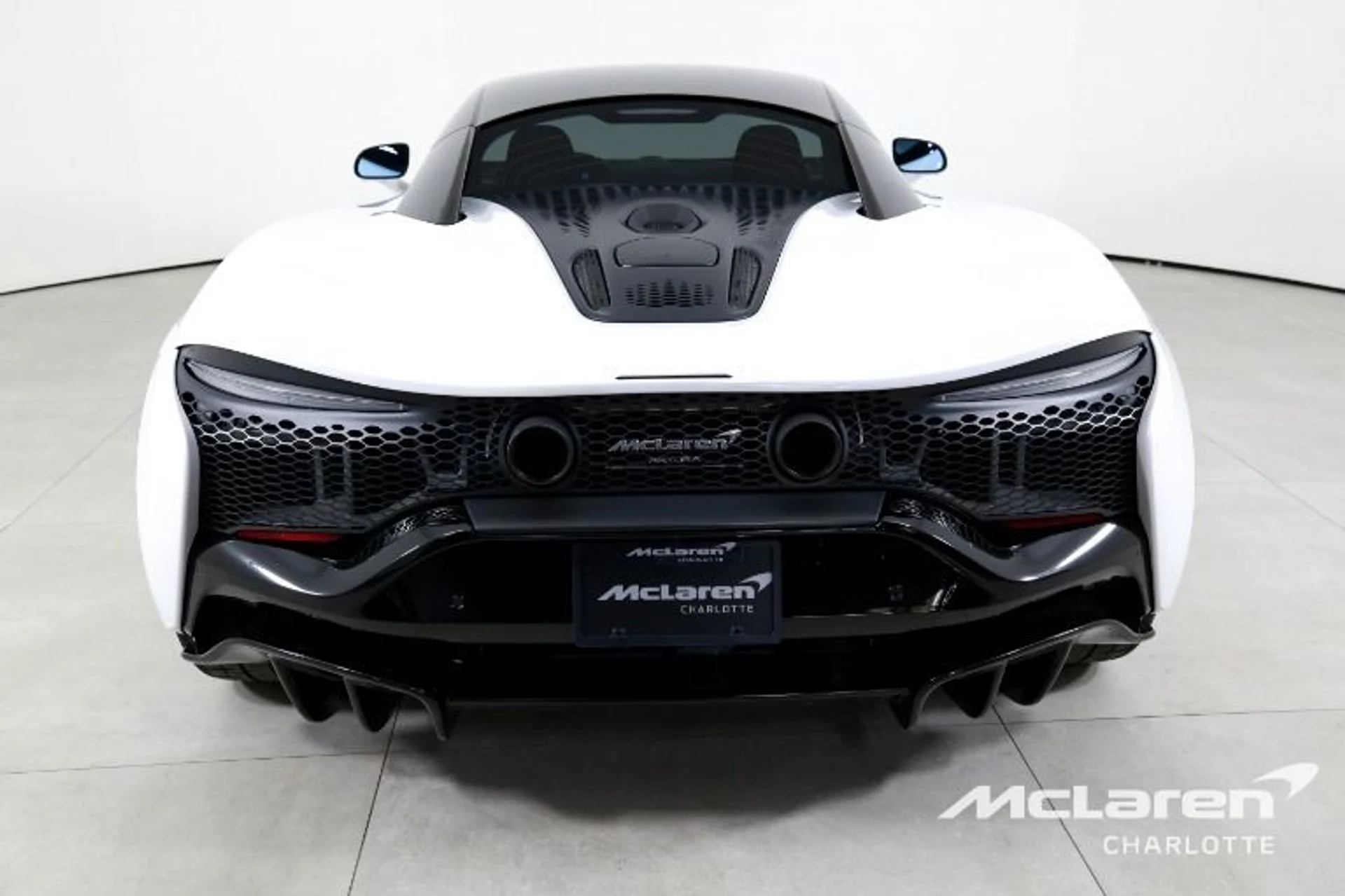 mph006_3637606575_Used_2024_Mc_Laren_Artura_d0d4ce7ac7