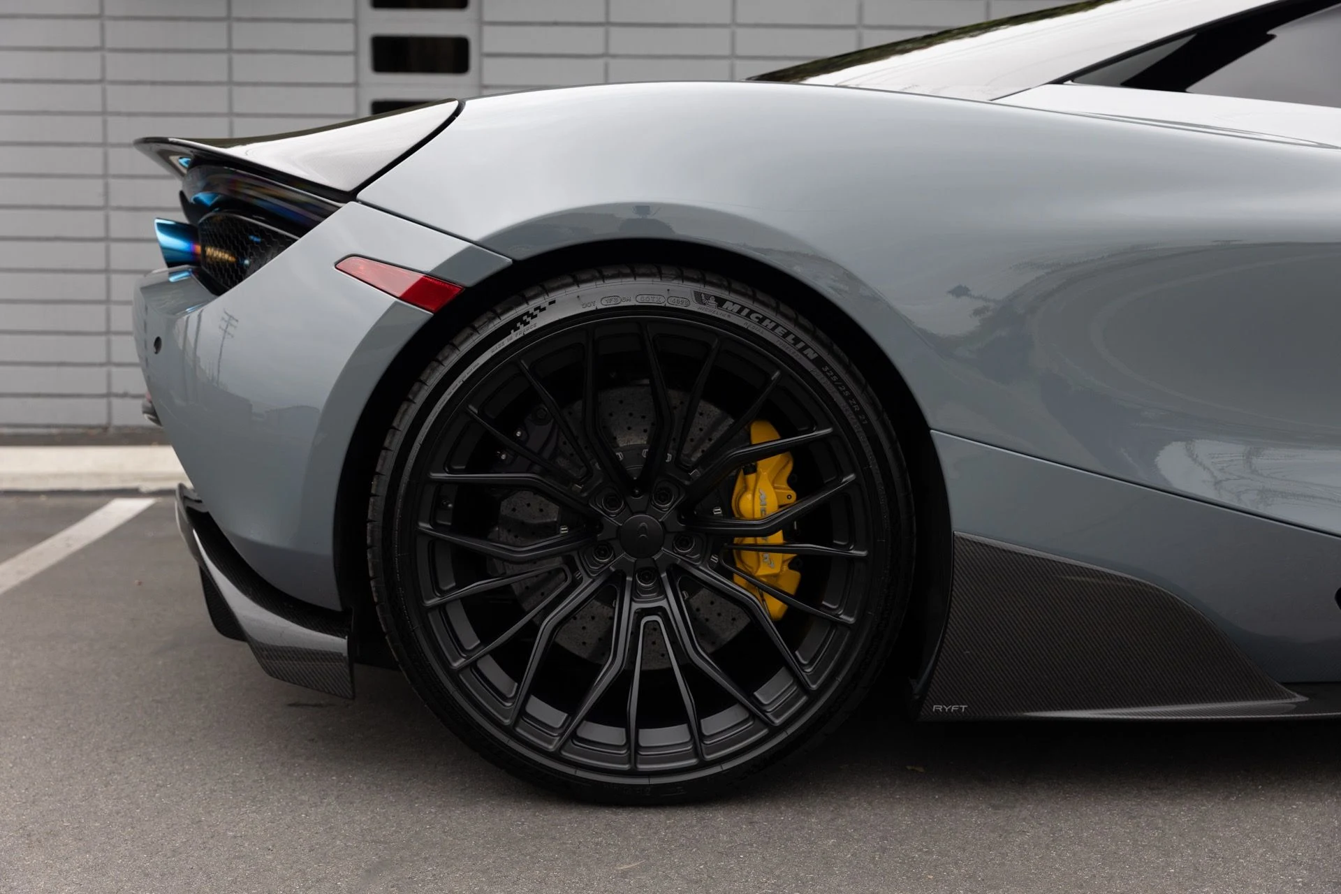 mph006_363939953_Used_2020_Mc_Laren_720_S_Spider_Luxury_1748047983_f529793452