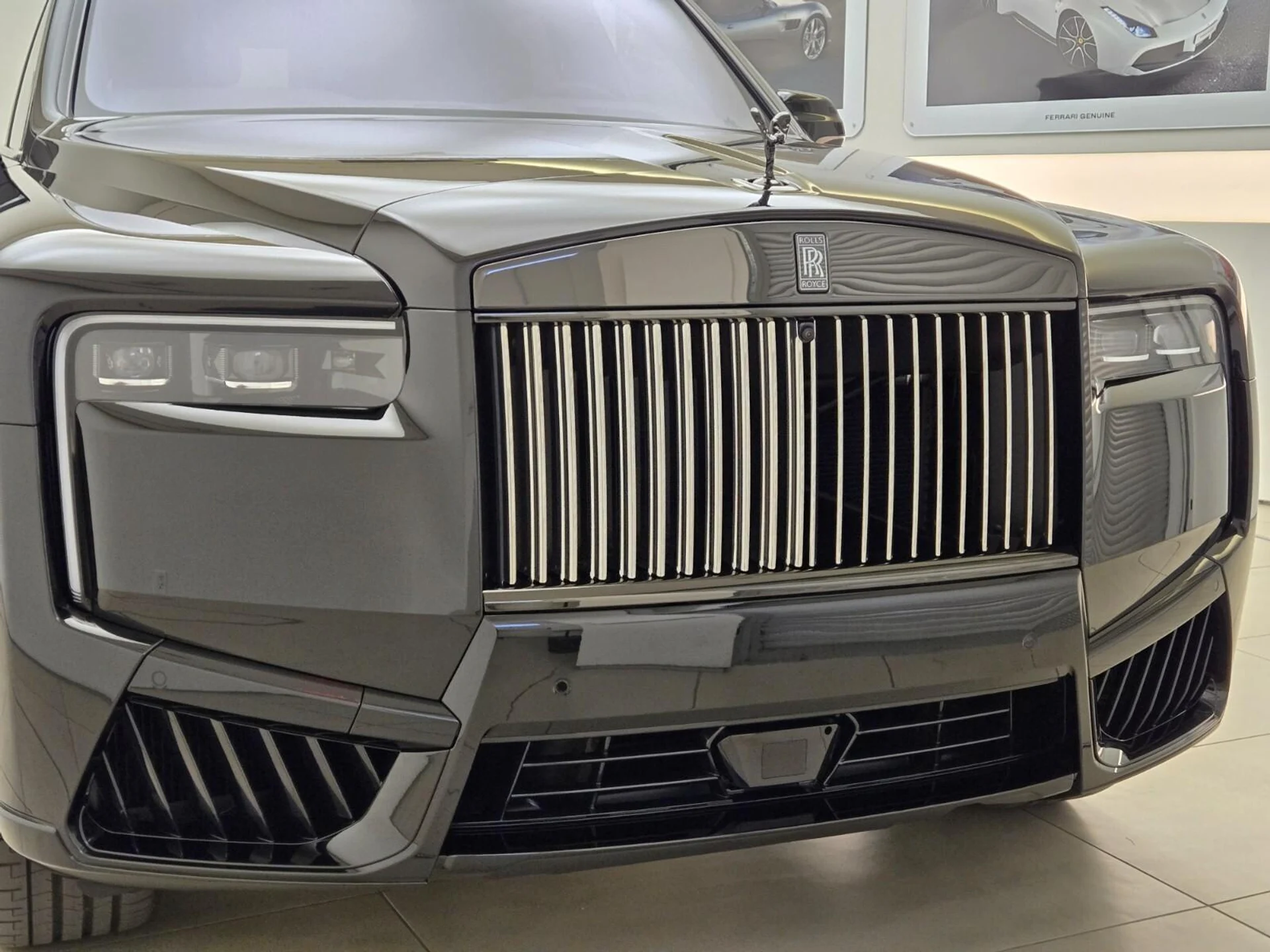 mph006_3653589783_New_2026_Rolls_Royce_Cullinan_Black_Badge_1776921904_c852401dd3