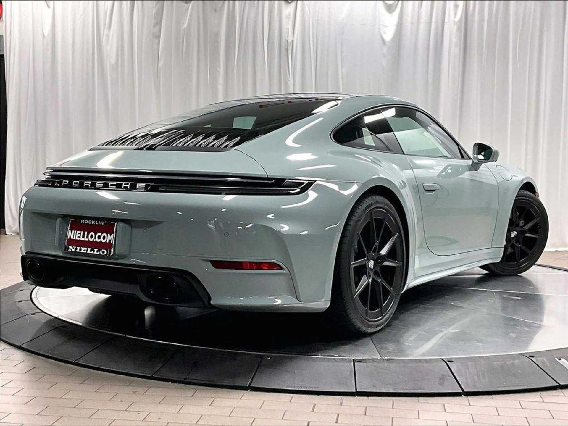 mph006_3659812458_VRU_Xkdio98_Rty_AH_Nue4l_Cd_Arll_M_d48b5ea413