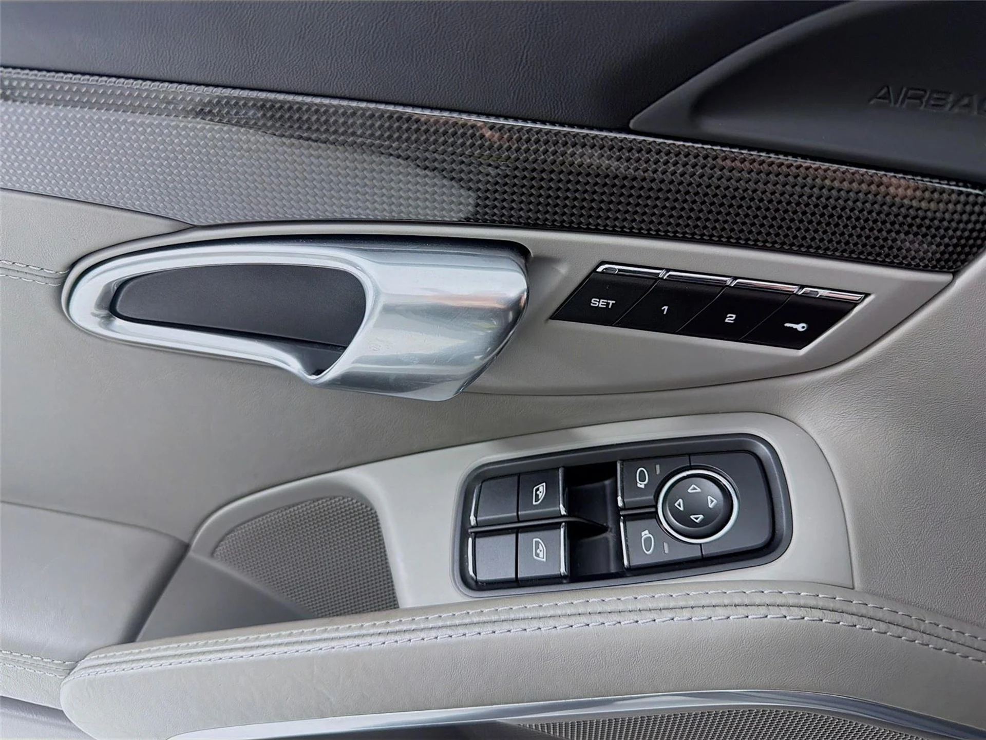 mph006_3661647222_94bf64faa18d554c30163ffef53b53c3_768c8215f6