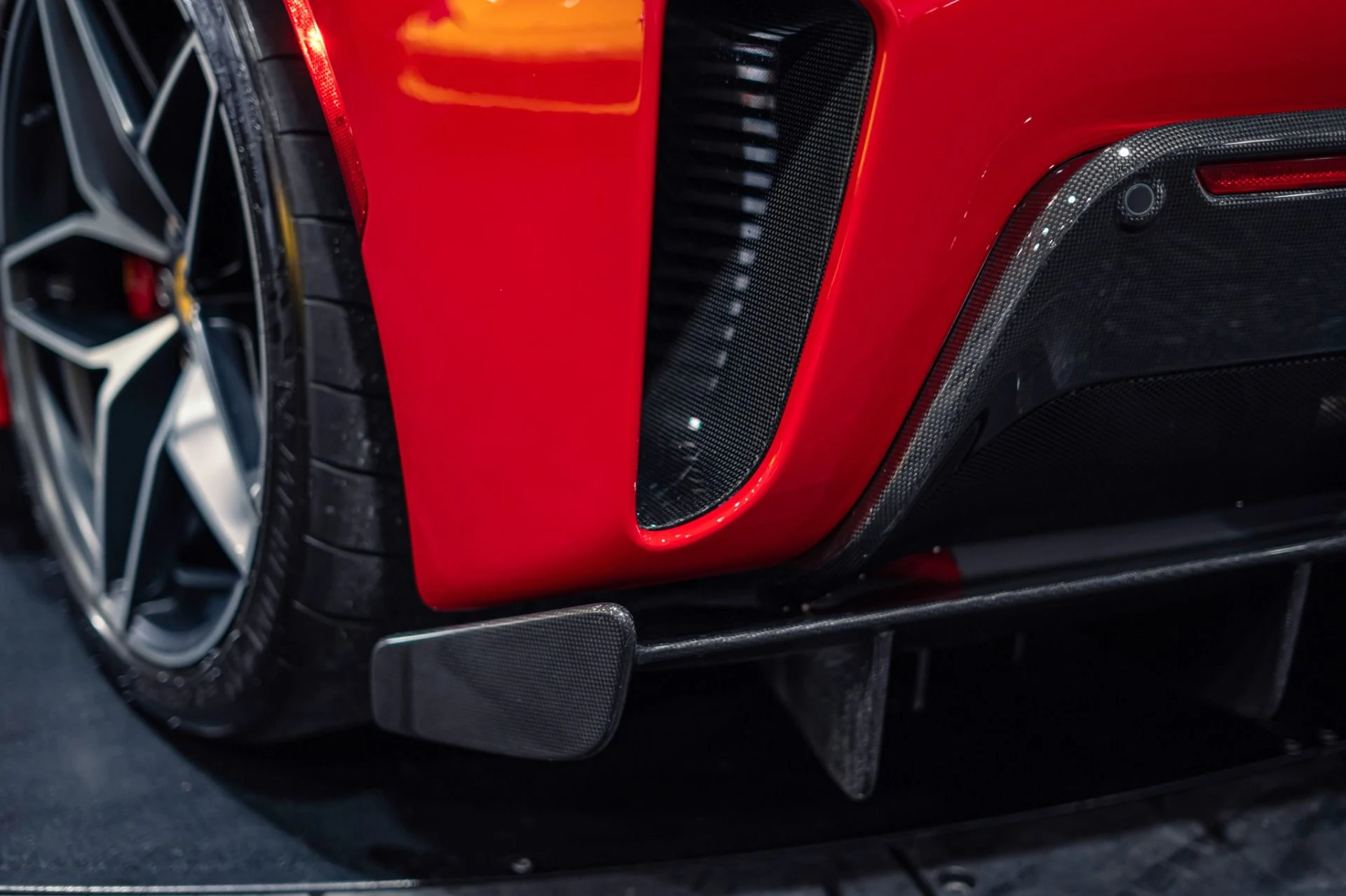 mph006_3676096401_Used_2020_Ferrari_488_Pista_Spider_1777917238_b0756c0bfd